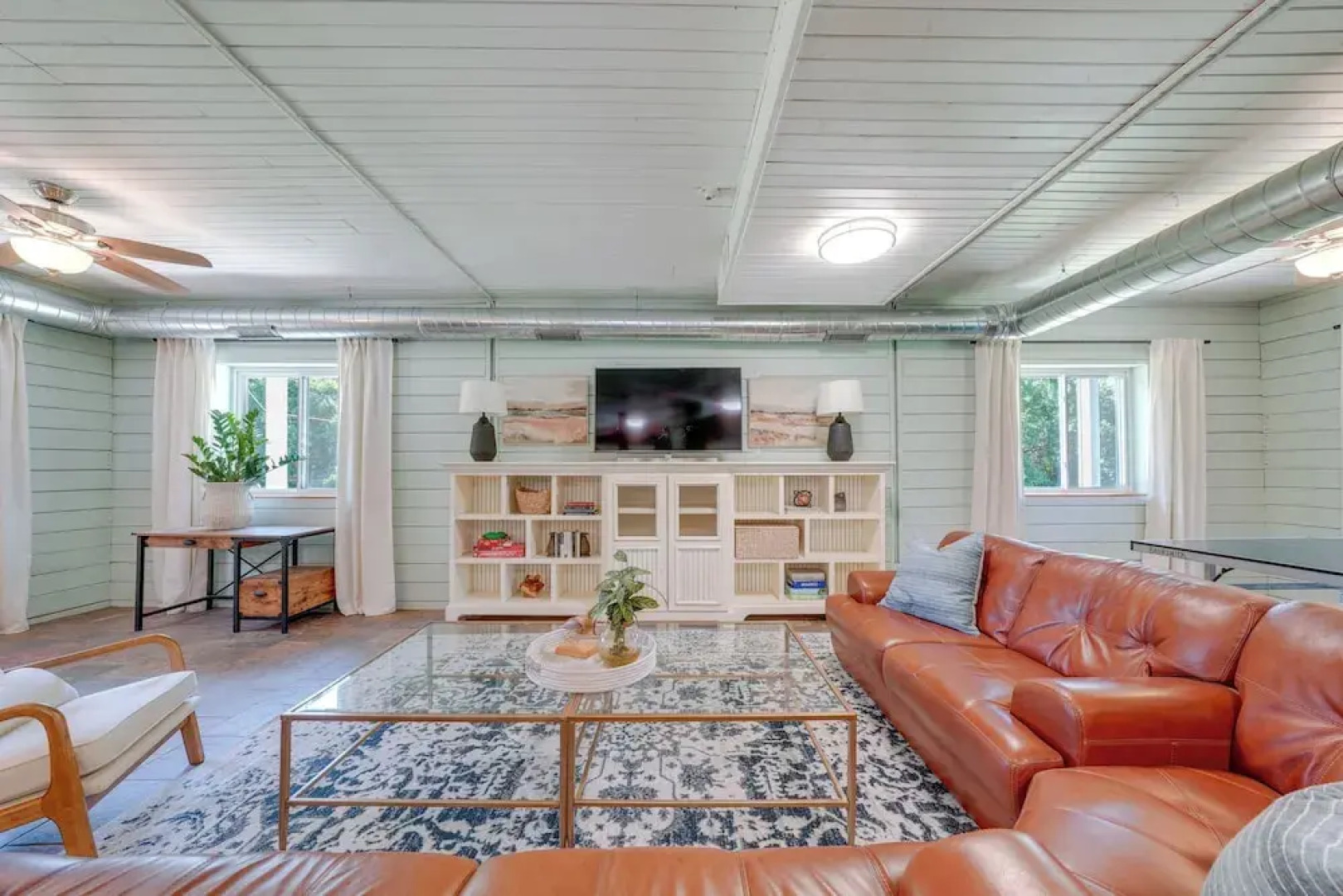 Peaceful Warrenville Home: 1 Mi to Herrick Lake!