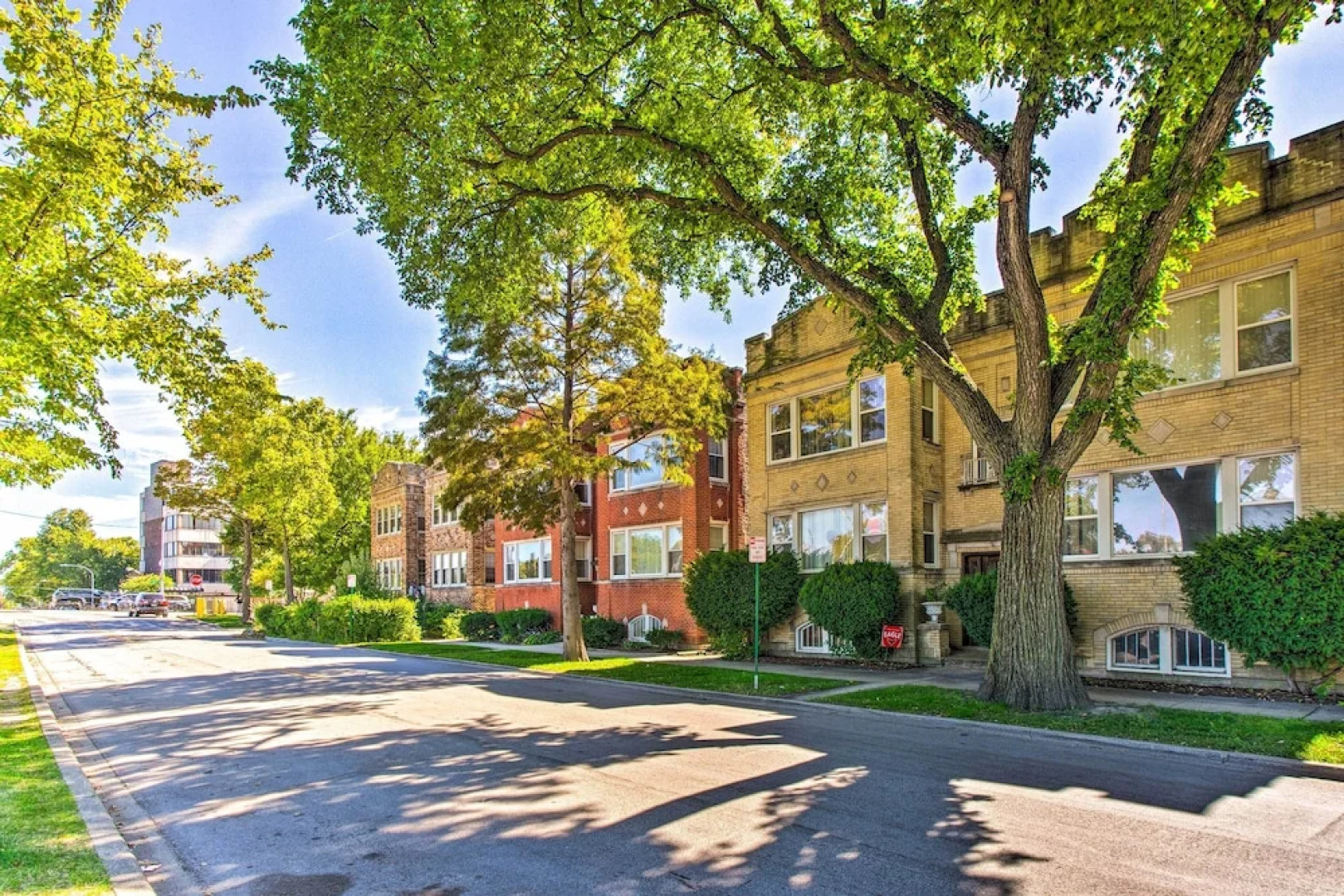 Historic Oak Park Apartment ~ 8 Mi to Downtown