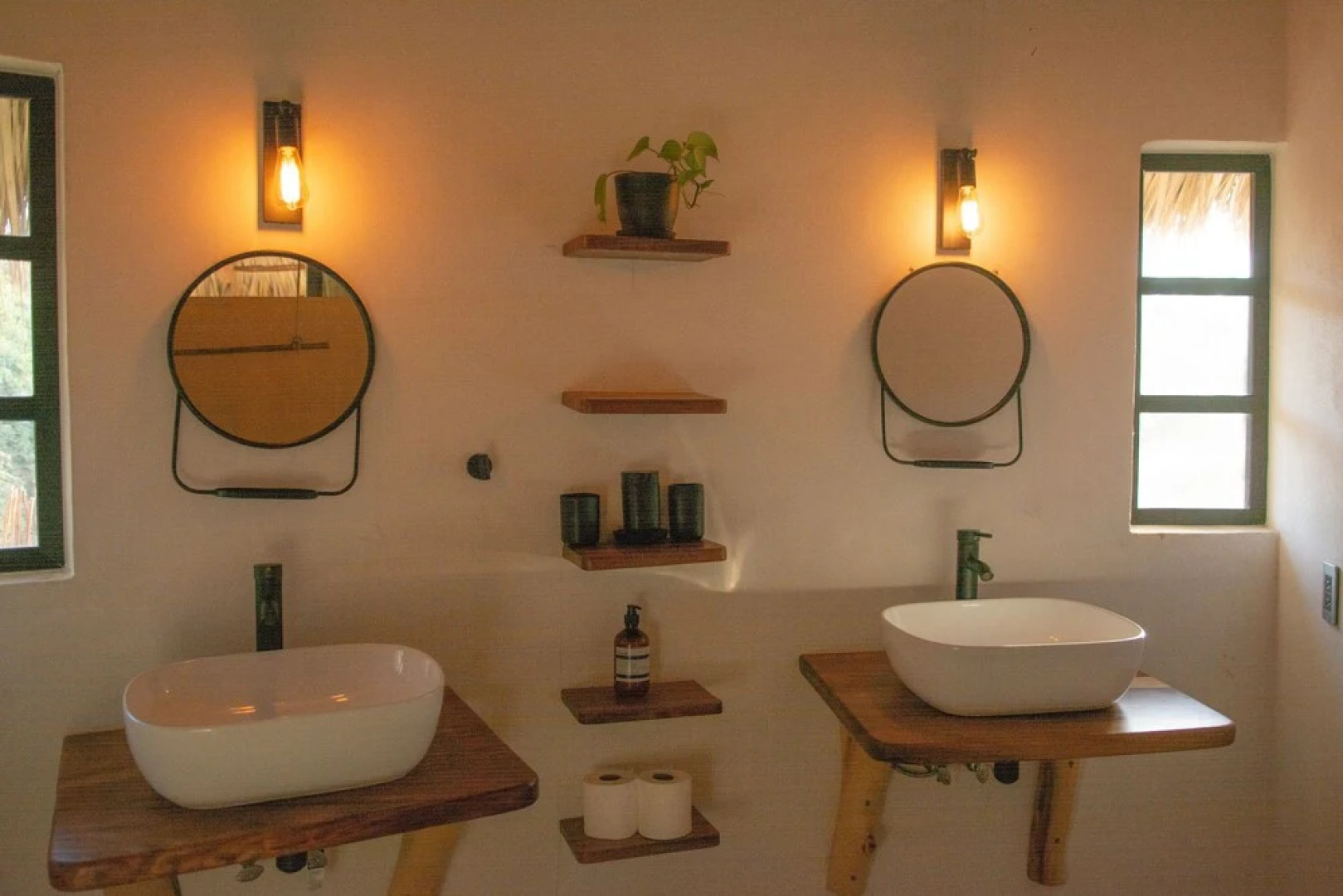 Villas Oasis Bungalow Top