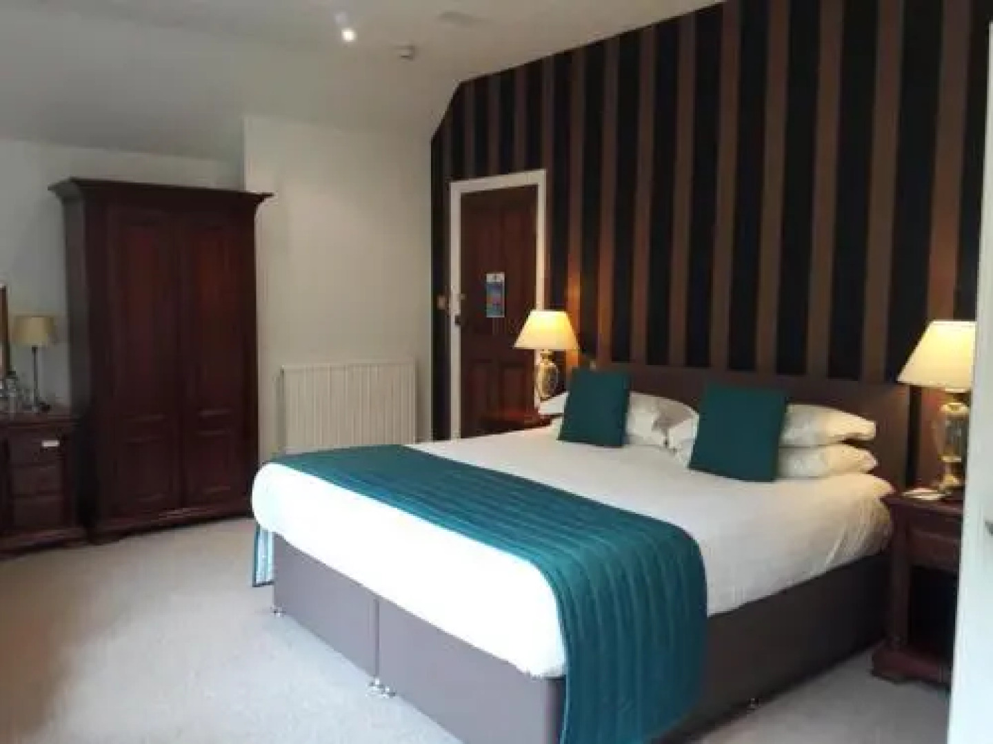 Bron Eifion Country House Hotel