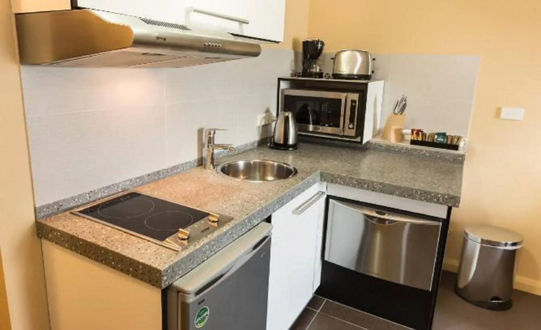 Hampden at Battery Point Apartments