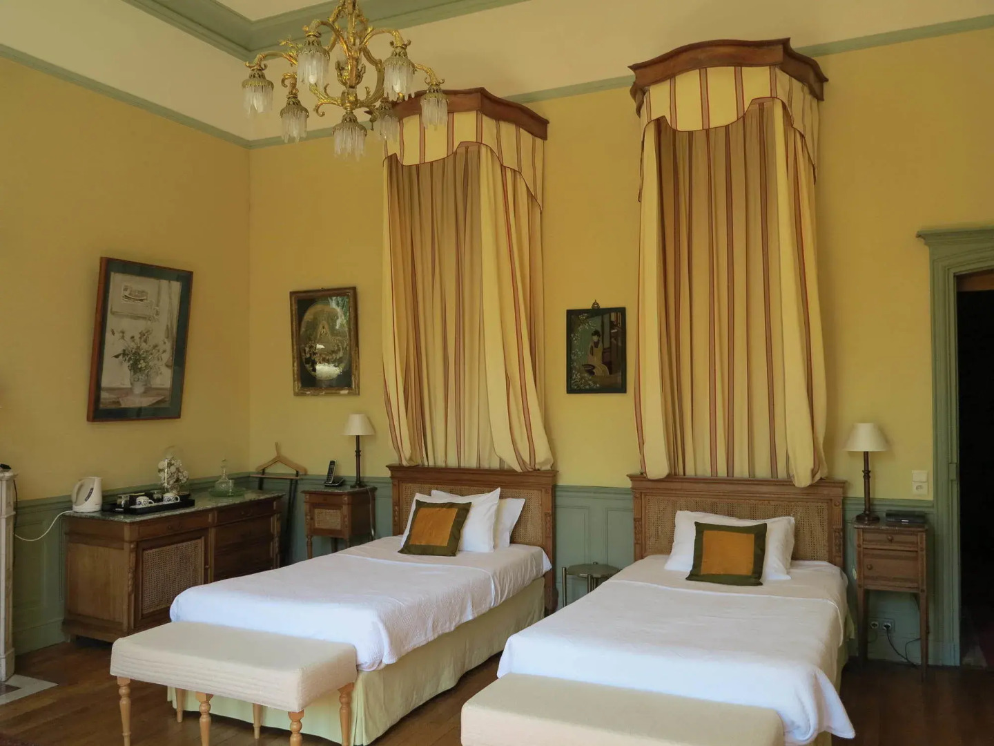 Château De Verrières