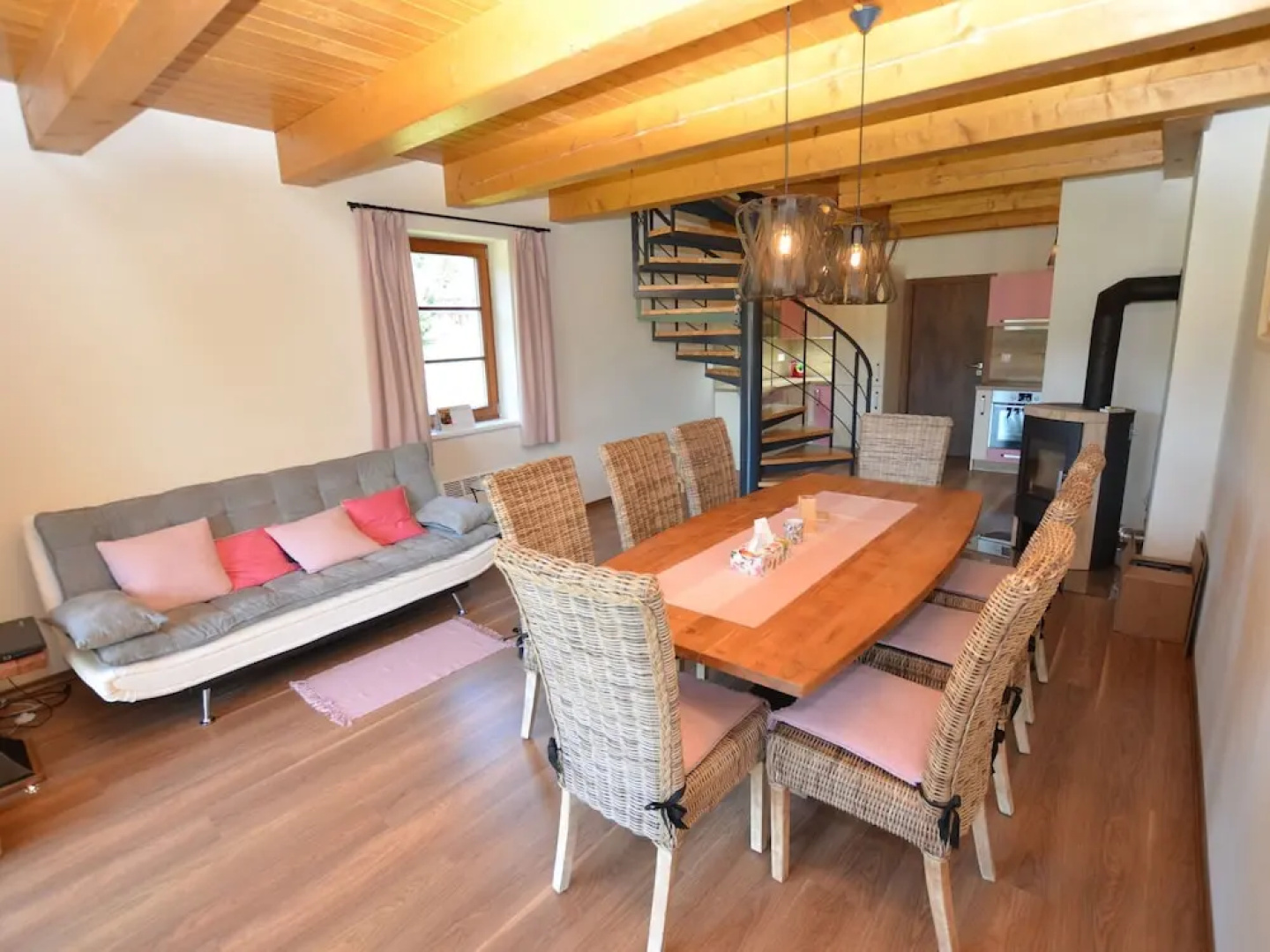 Lovely Apartment With Sauna, Pool,ski Boot Heaters,whirlpool