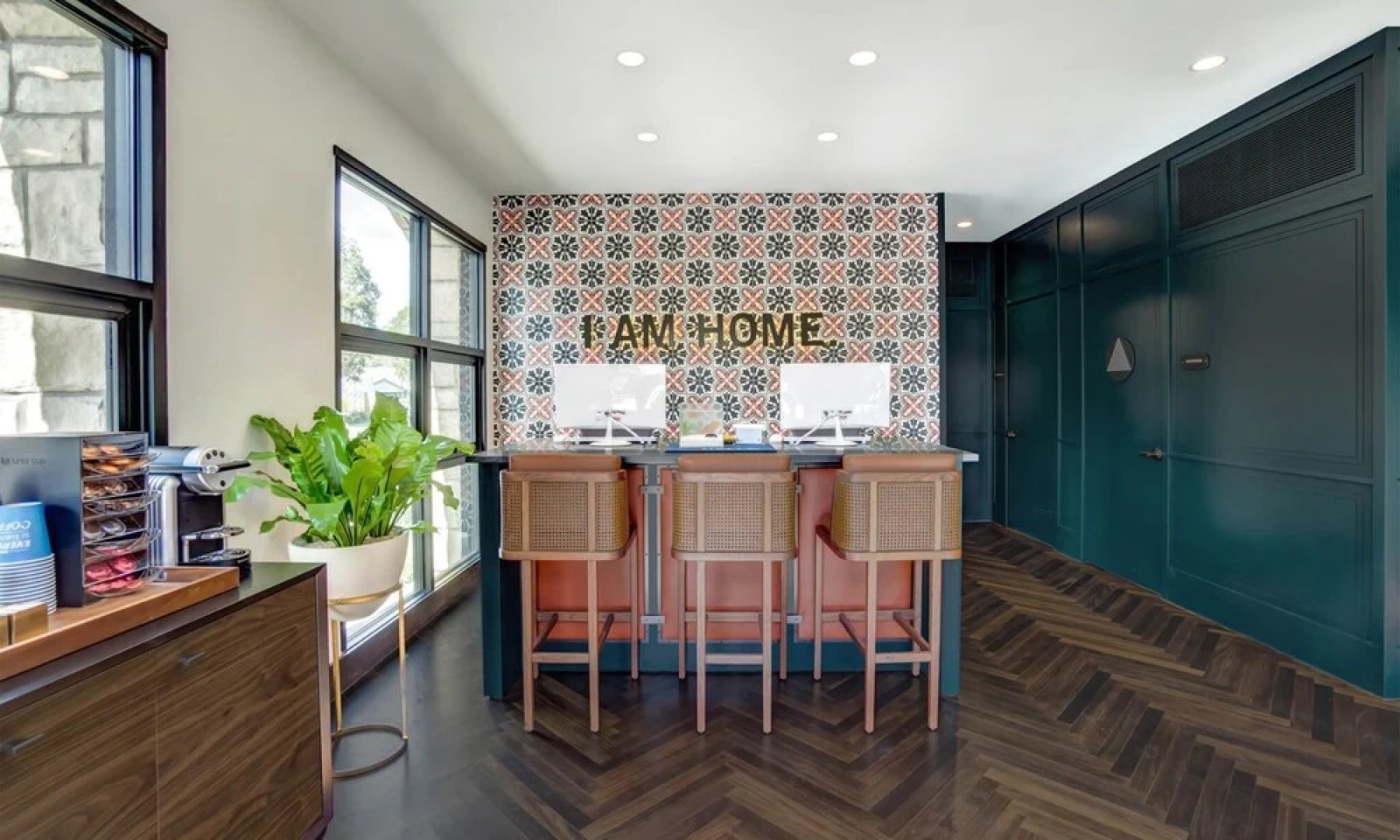 Global Luxury Suites in the Heart of San Carlos