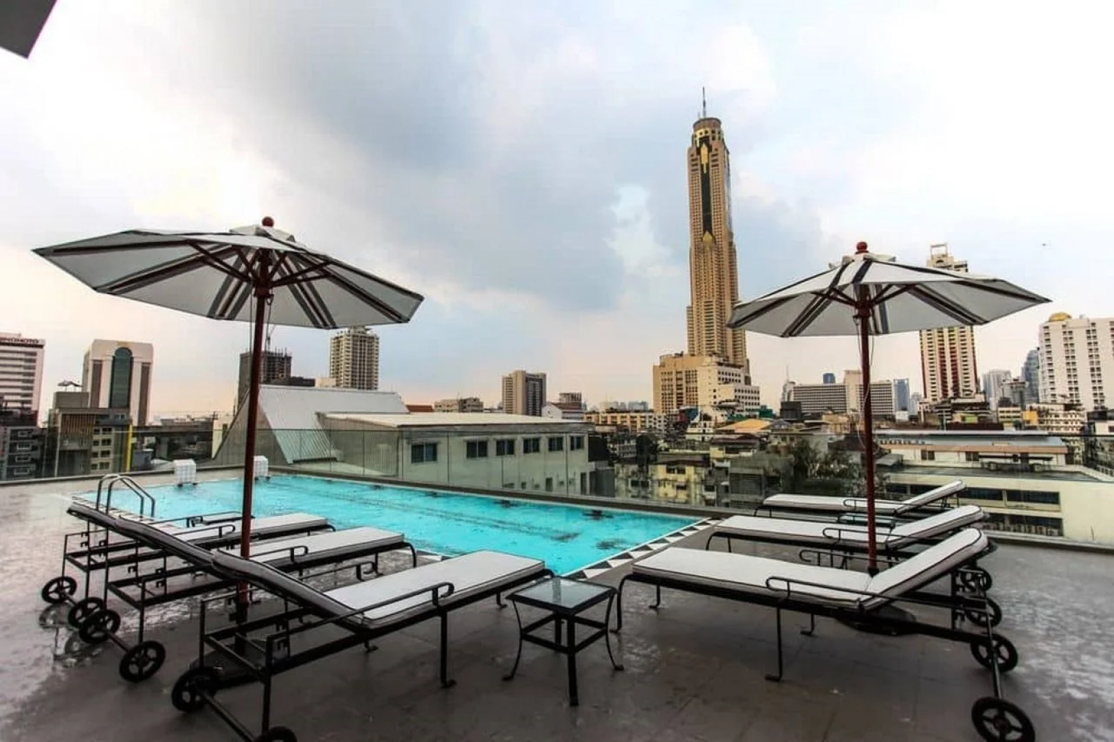 Vince Hotel Pratunam