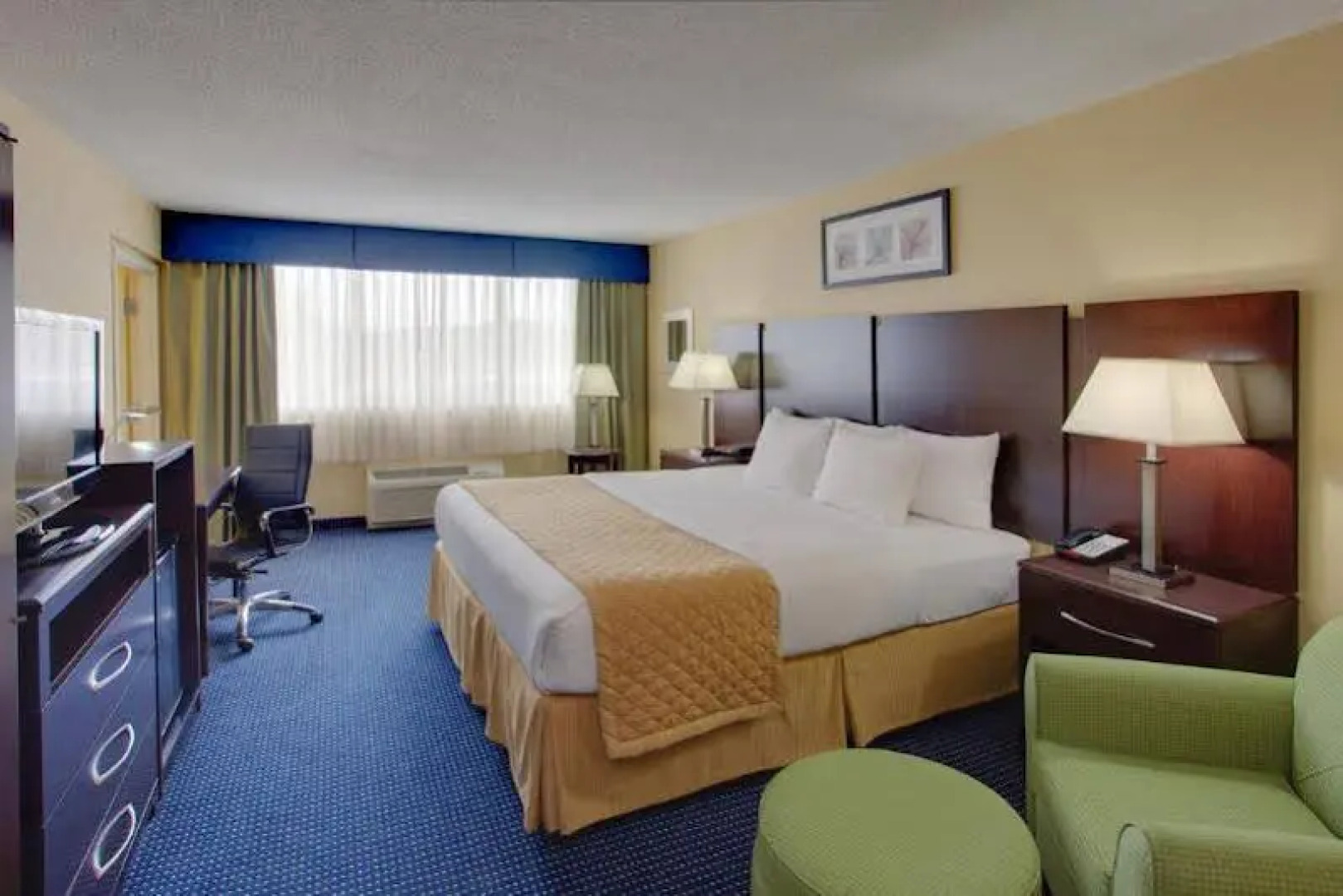 Clarion Hotel