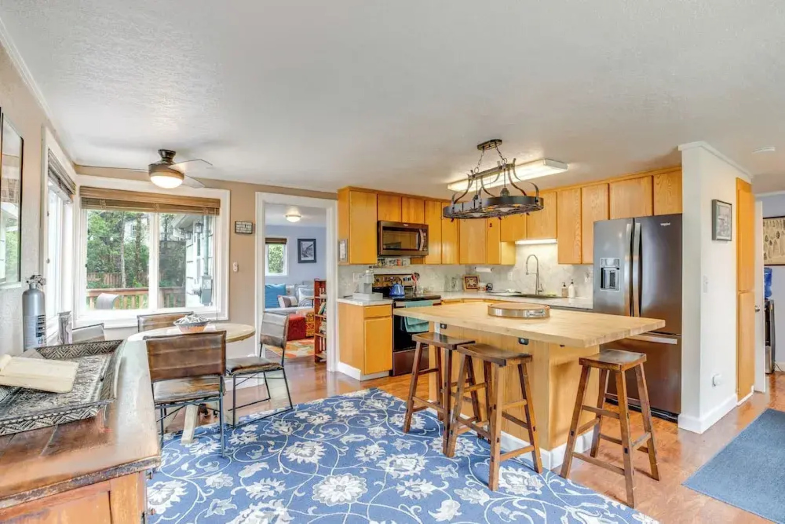 Quaint Tillamook Getaway Near Netarts Bay