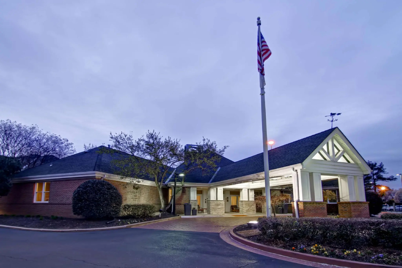 Homewood Suites By Hilton Memphis Poplar