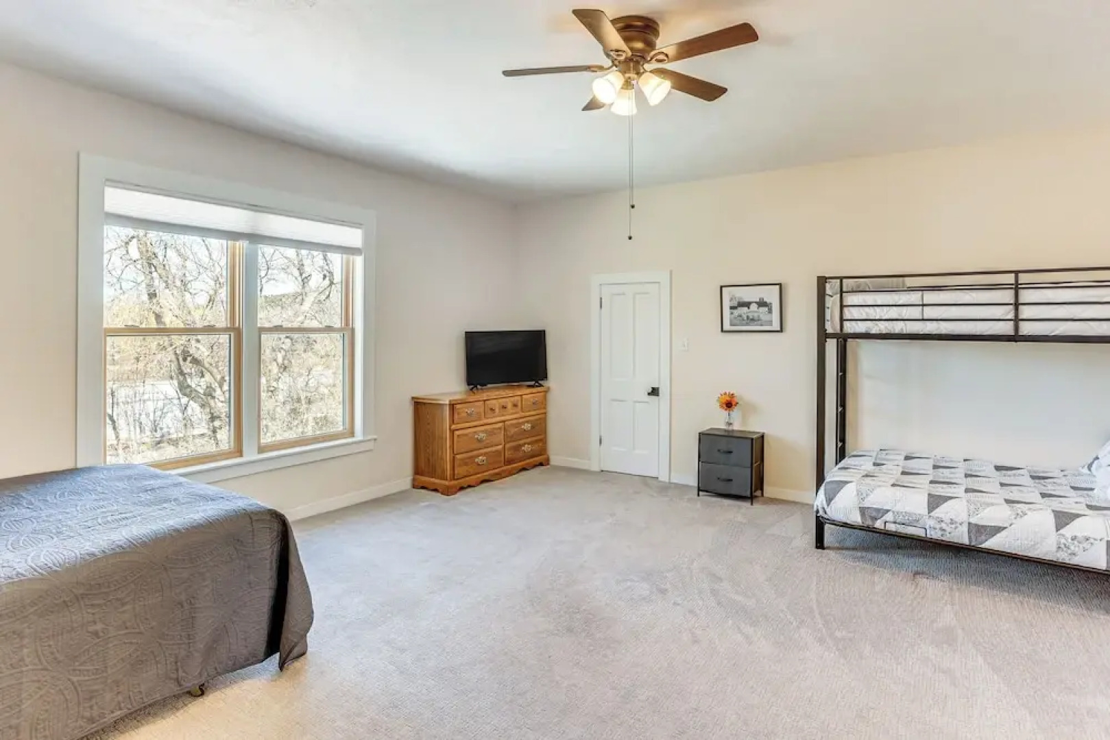 Patio & Mountain Views: Farmhouse in Mancos!