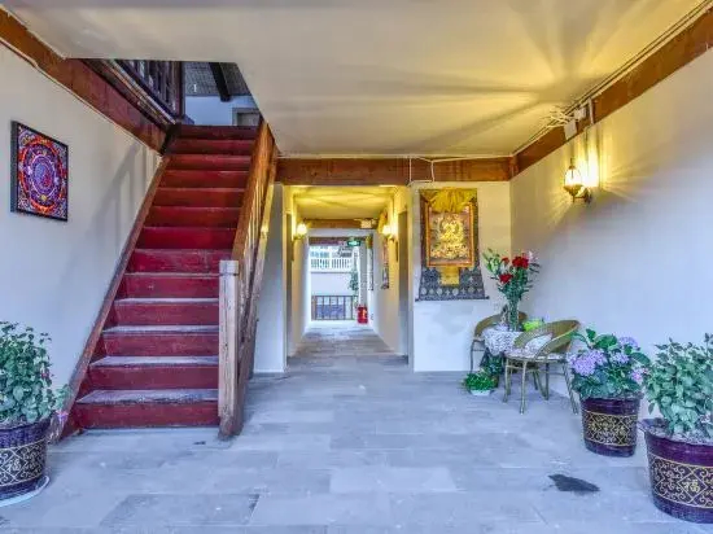 Guzang Xiangbala Diannan Wufu Boutique Inn