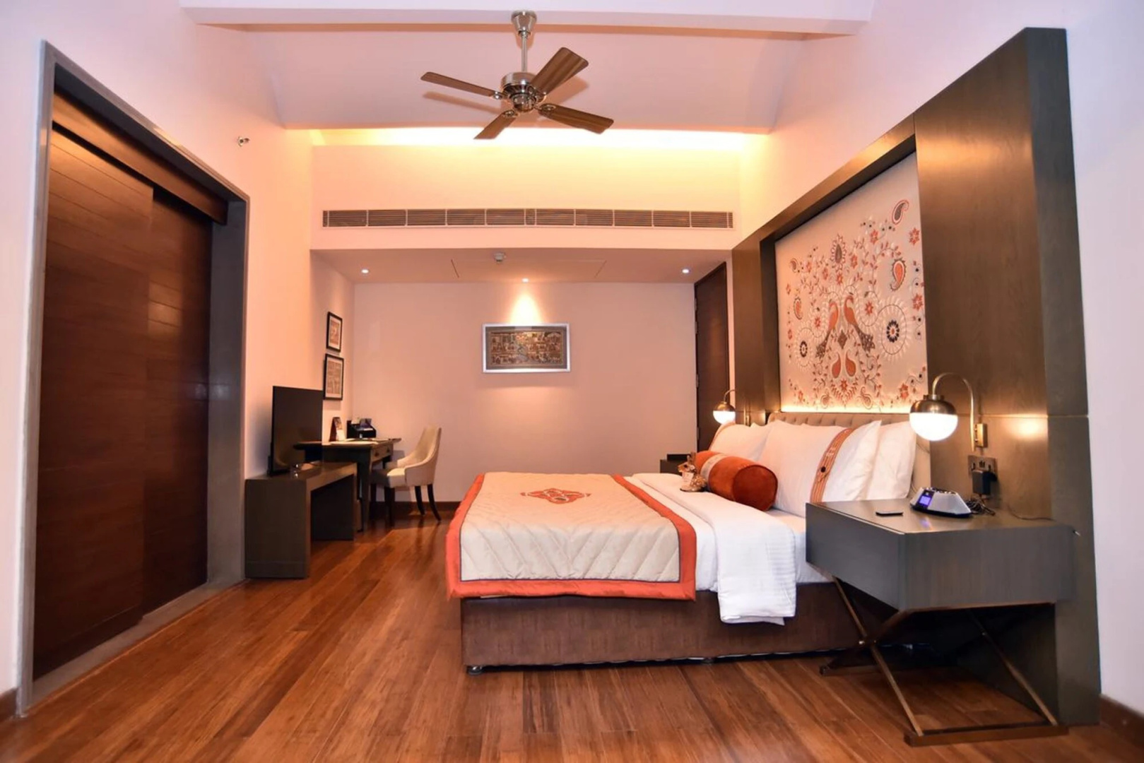 The Lalit Mangar