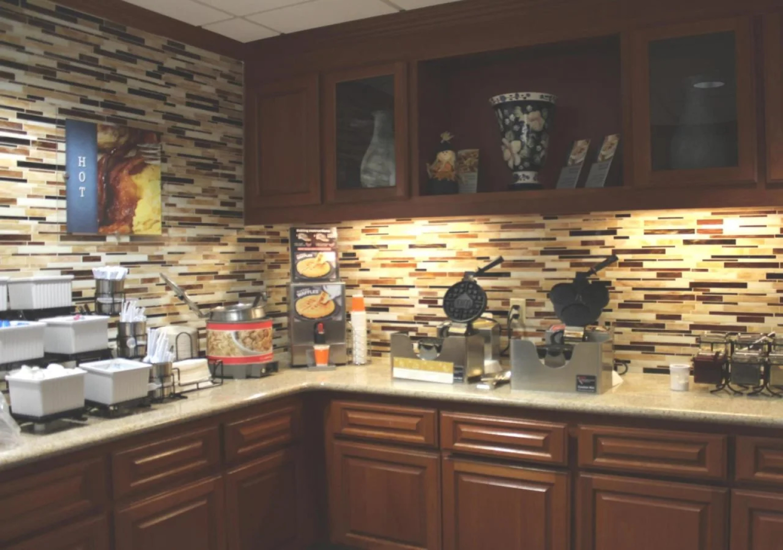 Best Western Plus Arrowhead Hotel
