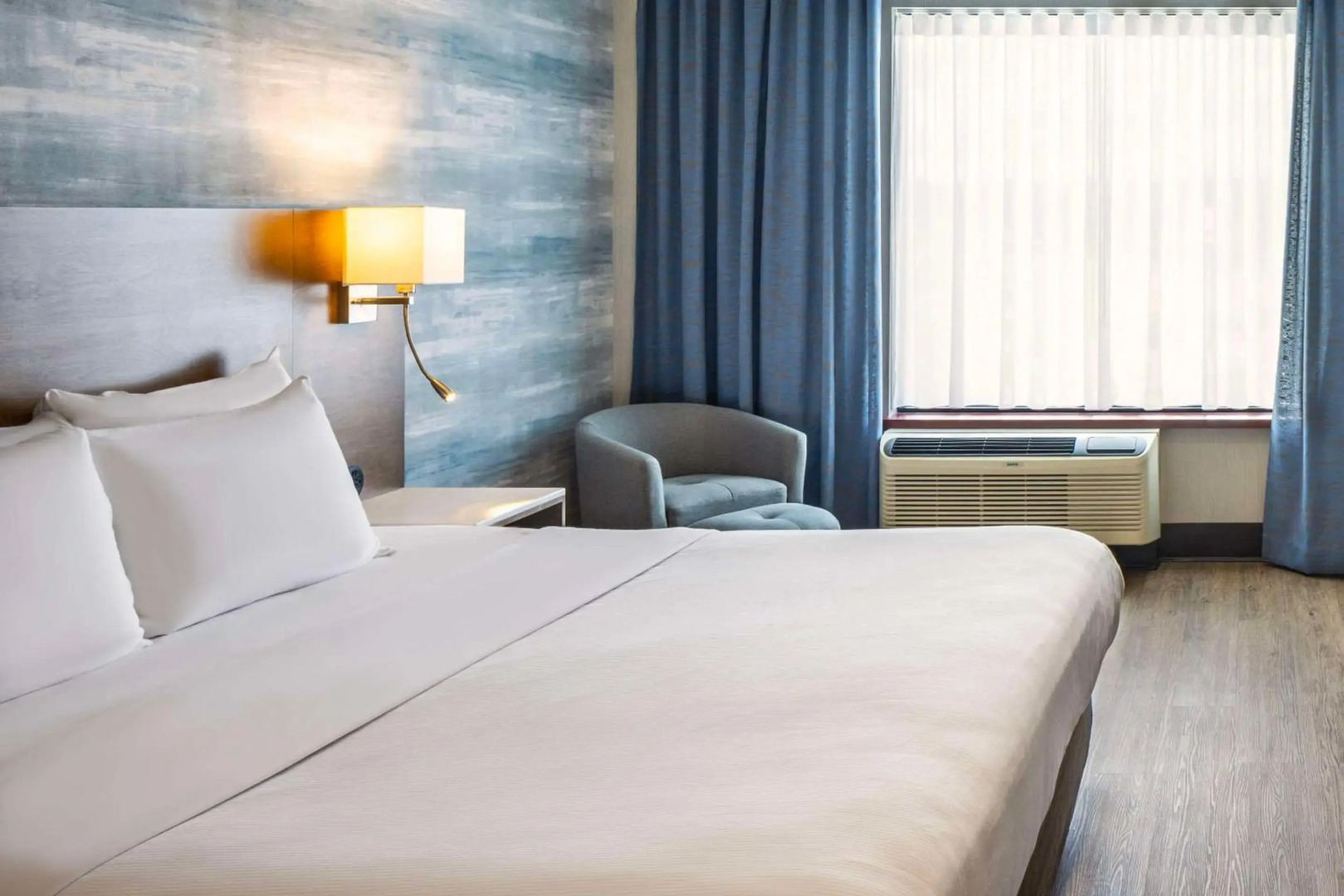 Quality Inn & Suites Levis