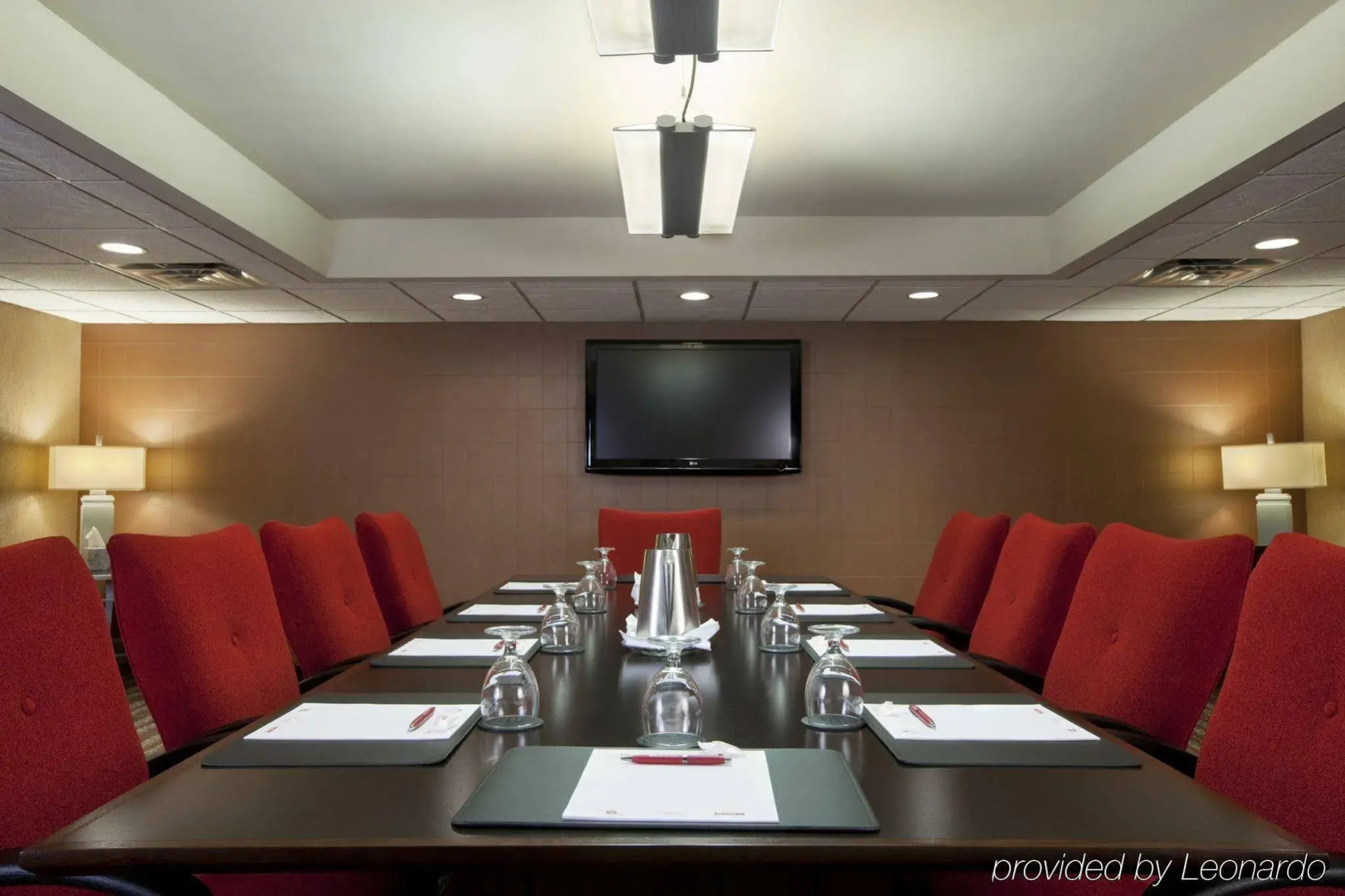 Crowne Plaza Indianapolis-Airport by IHG