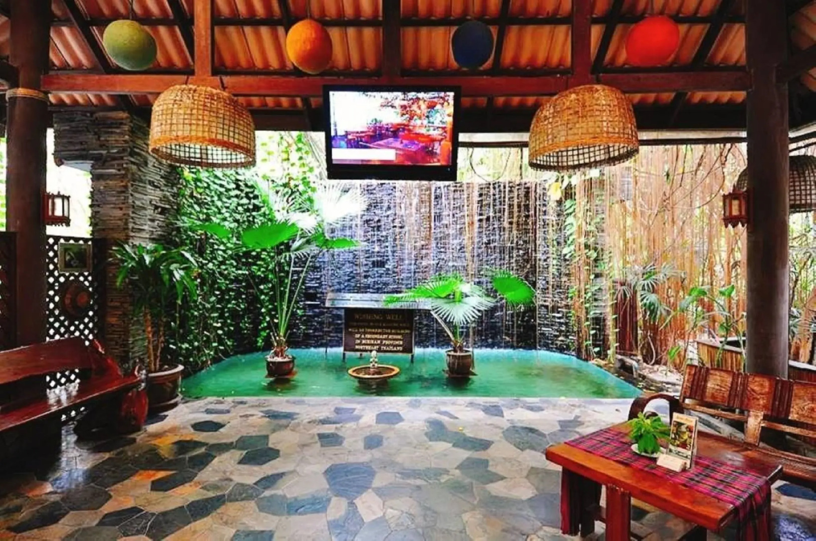 Birds and Bees Resort