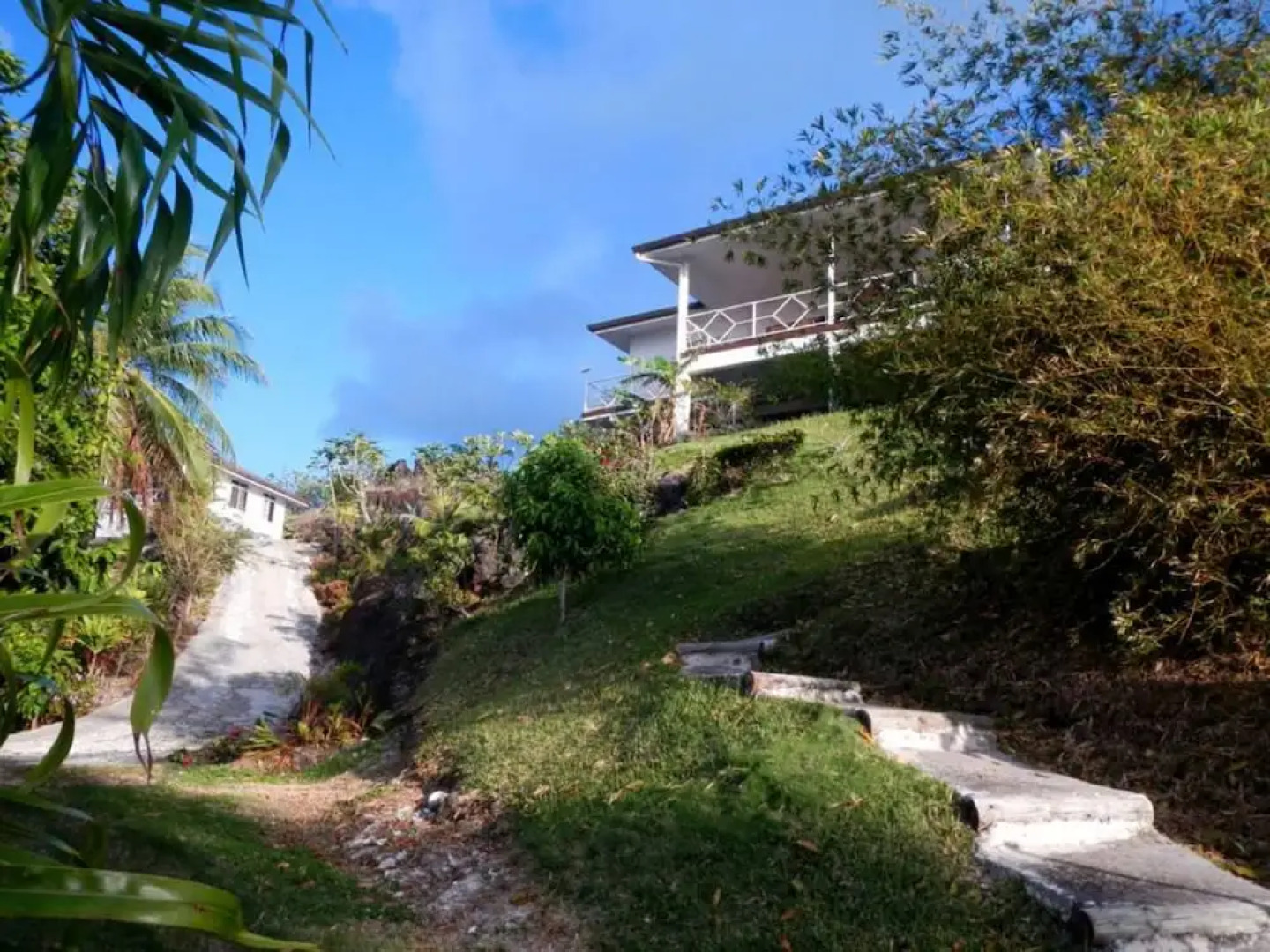 Apoomatai Bay Résidence