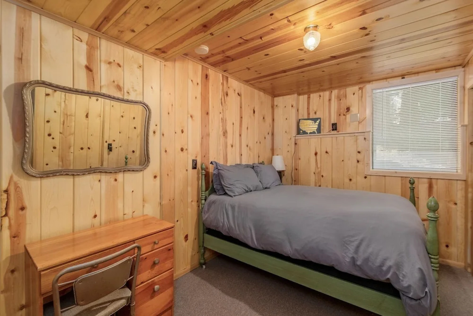 All About The Lake 4 Bedroom Home by NW Comfy Cabins by RedAwning