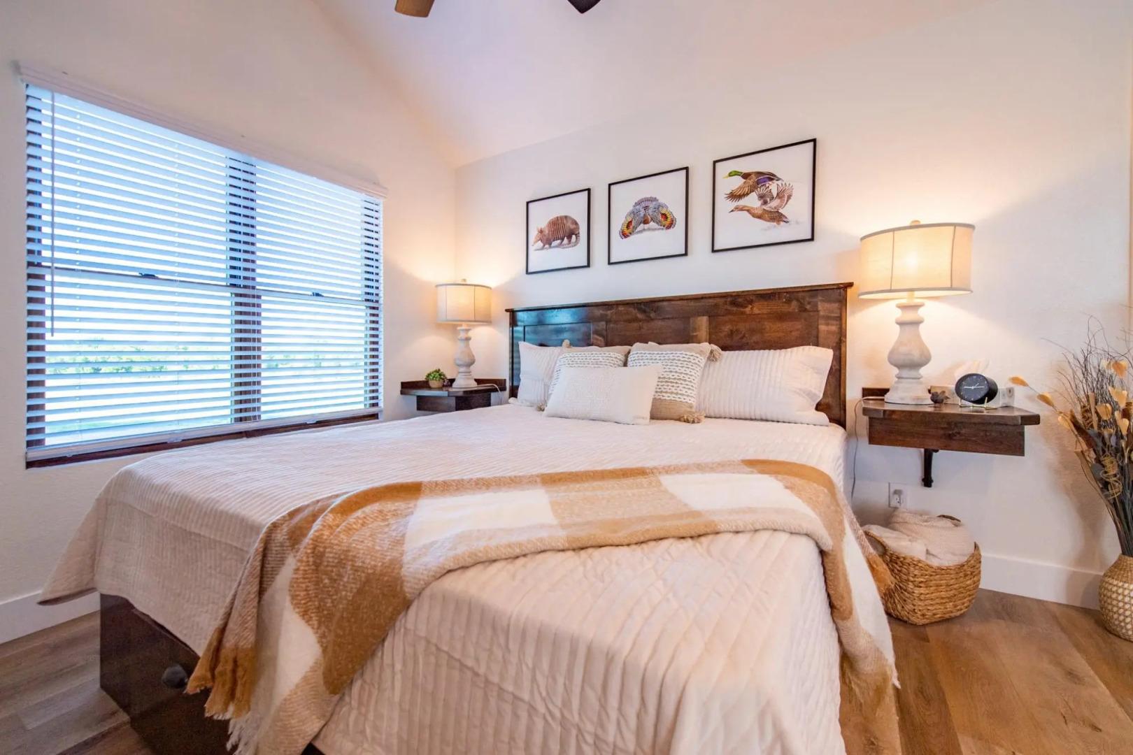 The Bobwhite Cabin 15MIN to Magnolia & Baylor