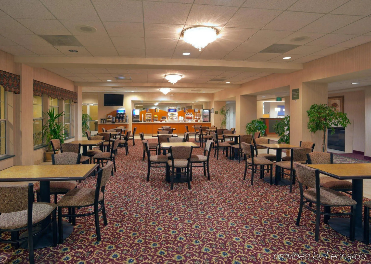 Holiday Inn Express Hotel & Suites Tracy by IHG