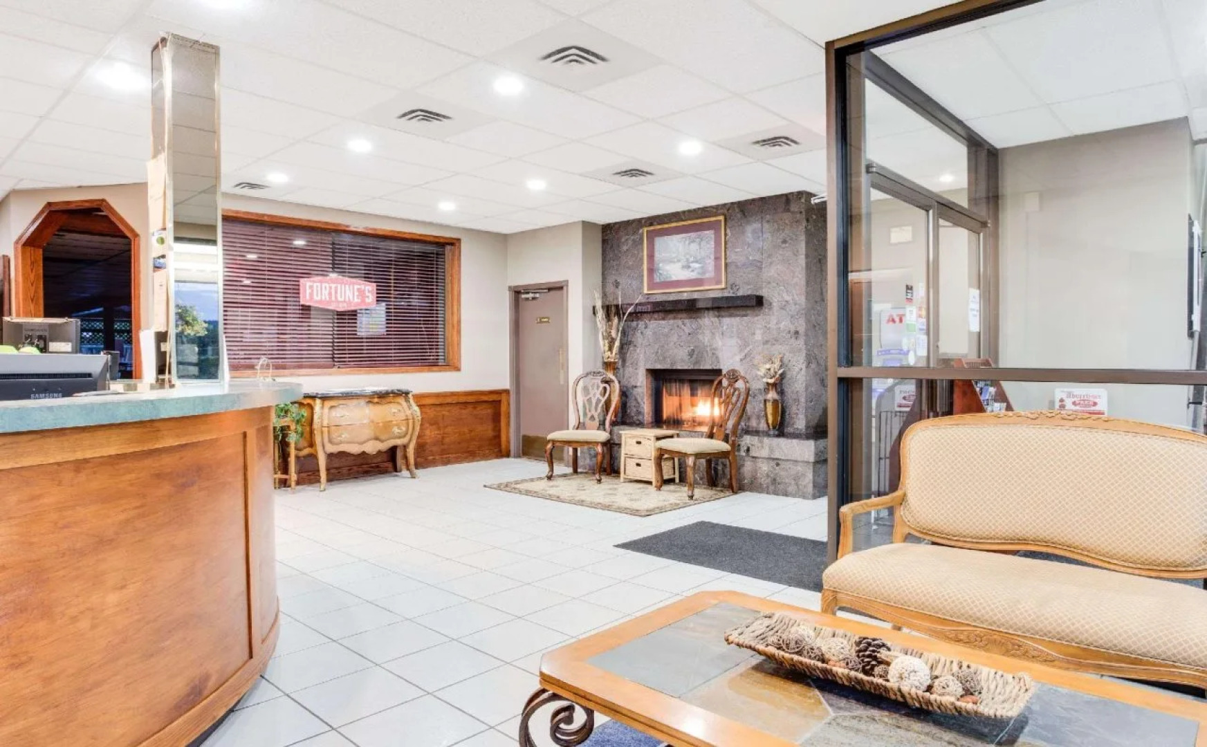 Howard Johnson Inn Enderby