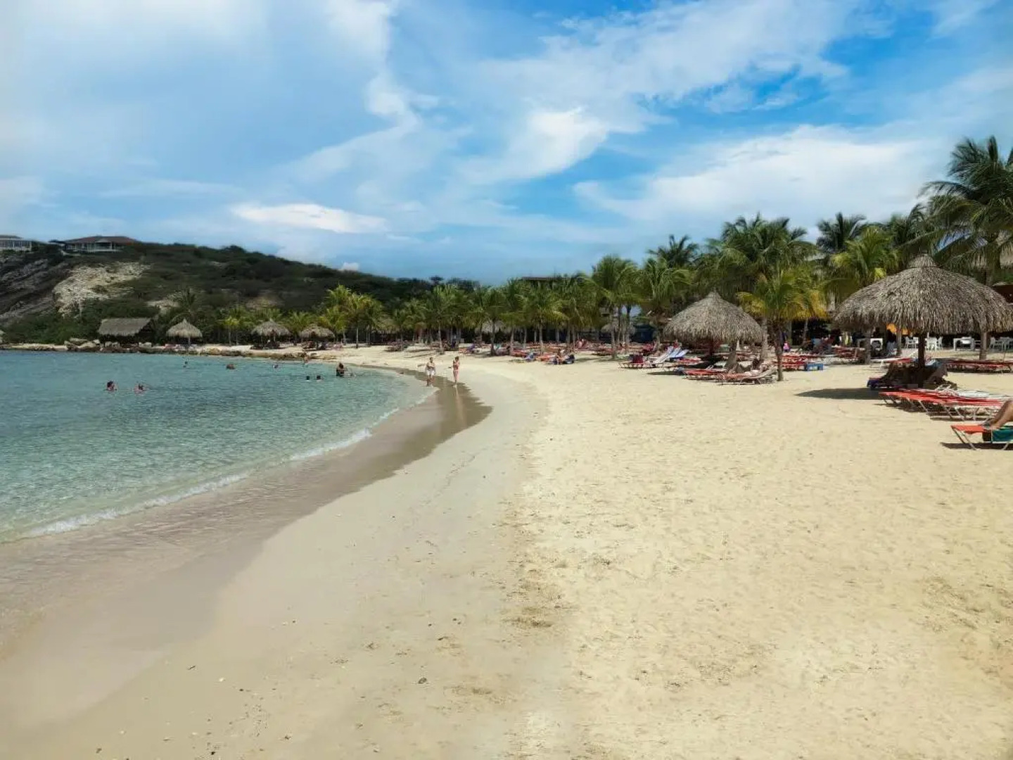 Blue Bay BEACH Villa 27 3-min beach-pool-golf