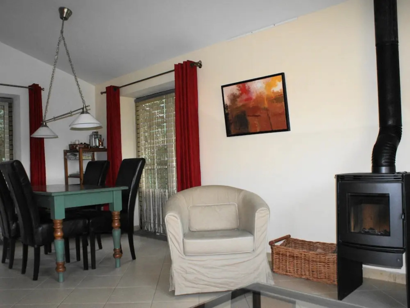 Detached Holiday Home With Shared Pool and Views