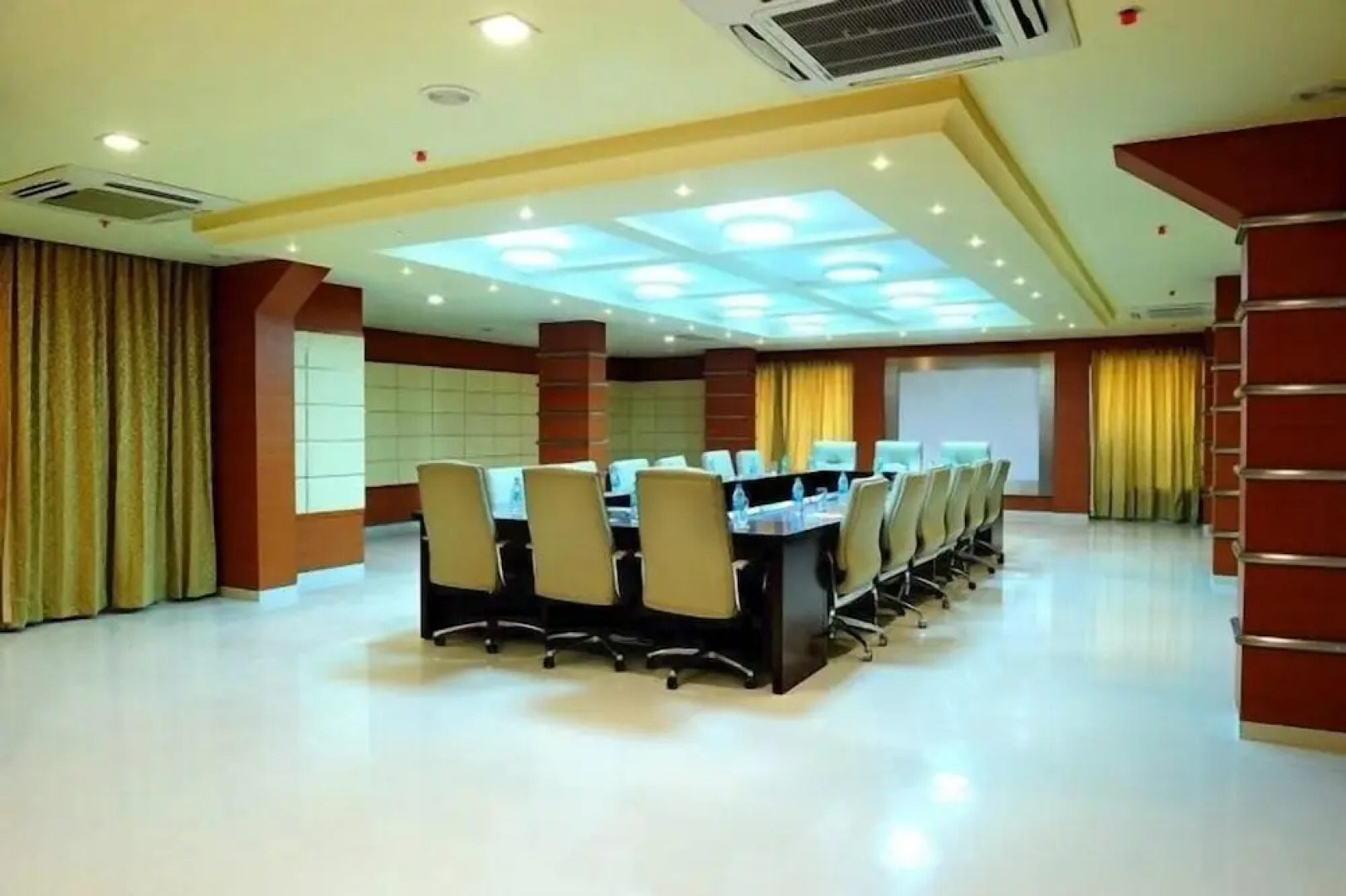 United 21 Hotel - Hyderabad