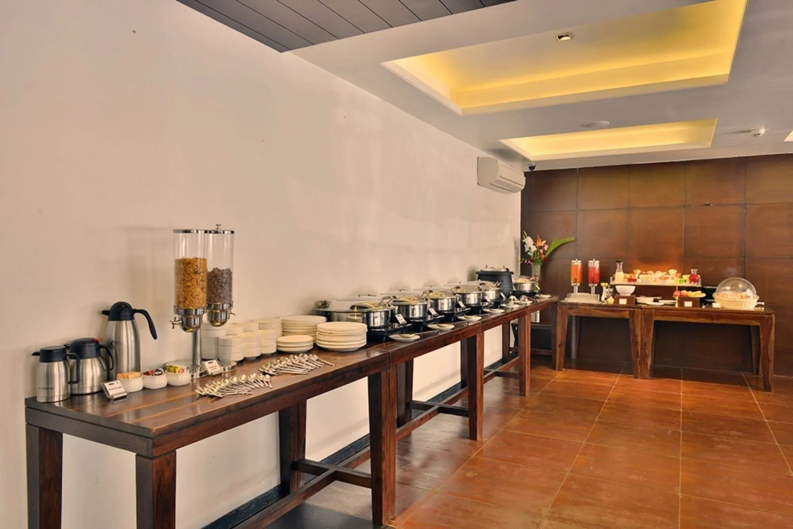 Gen X Vadodara 1589 Hotel