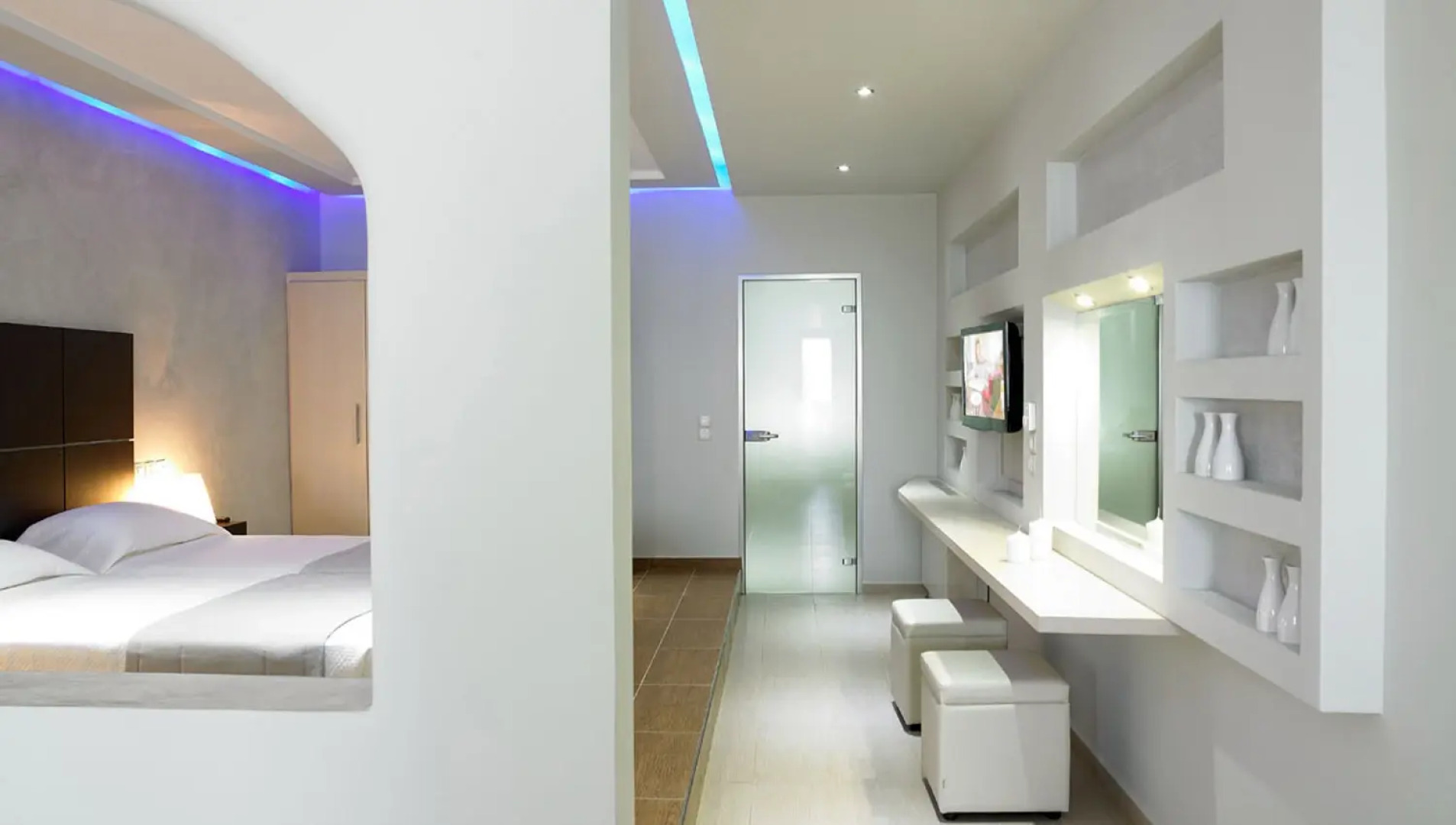 Splendour Hotel and Suites