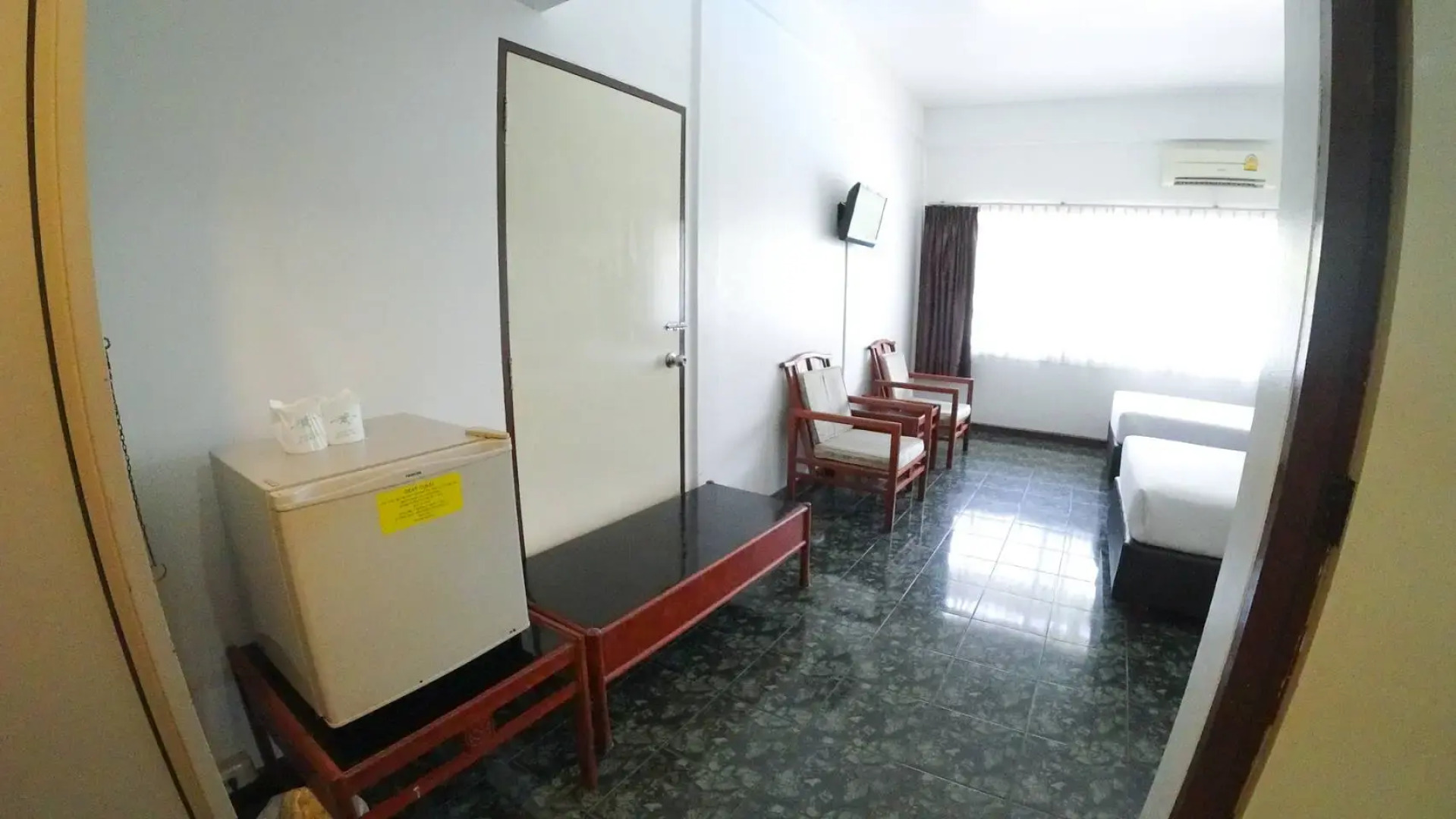 Basaya Beach Hotel & Resort