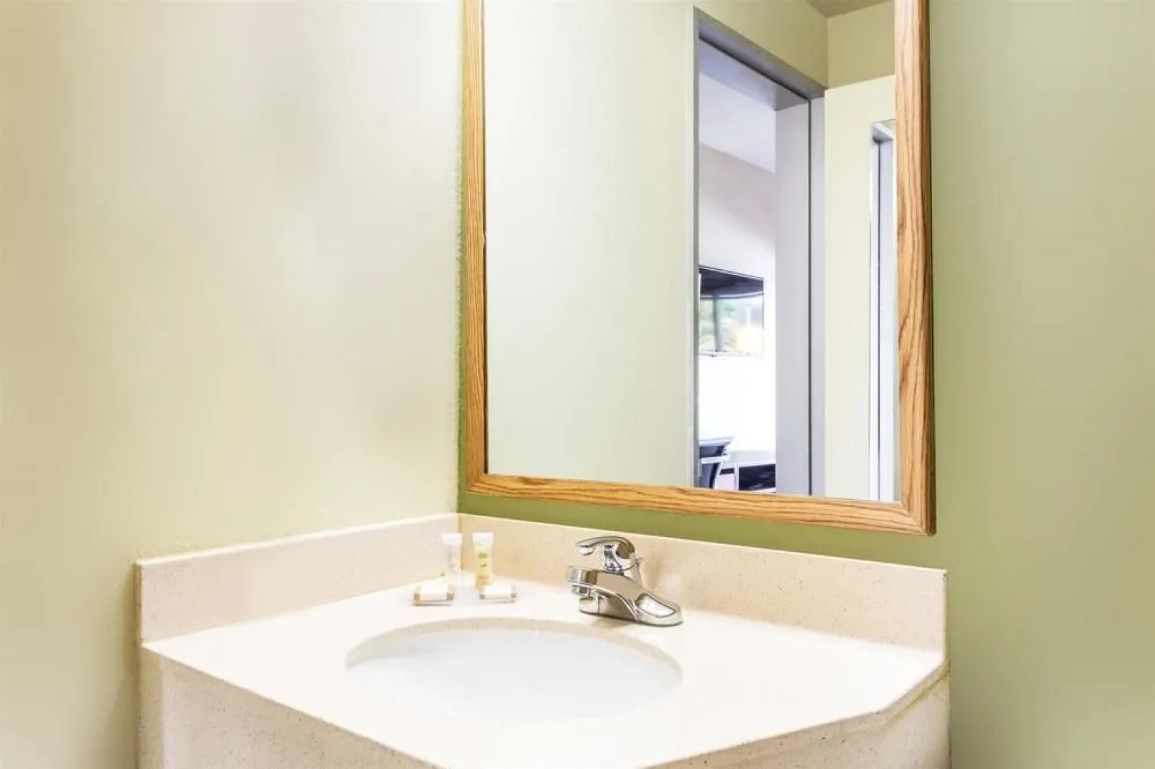 Howard Johnson Inn Athens