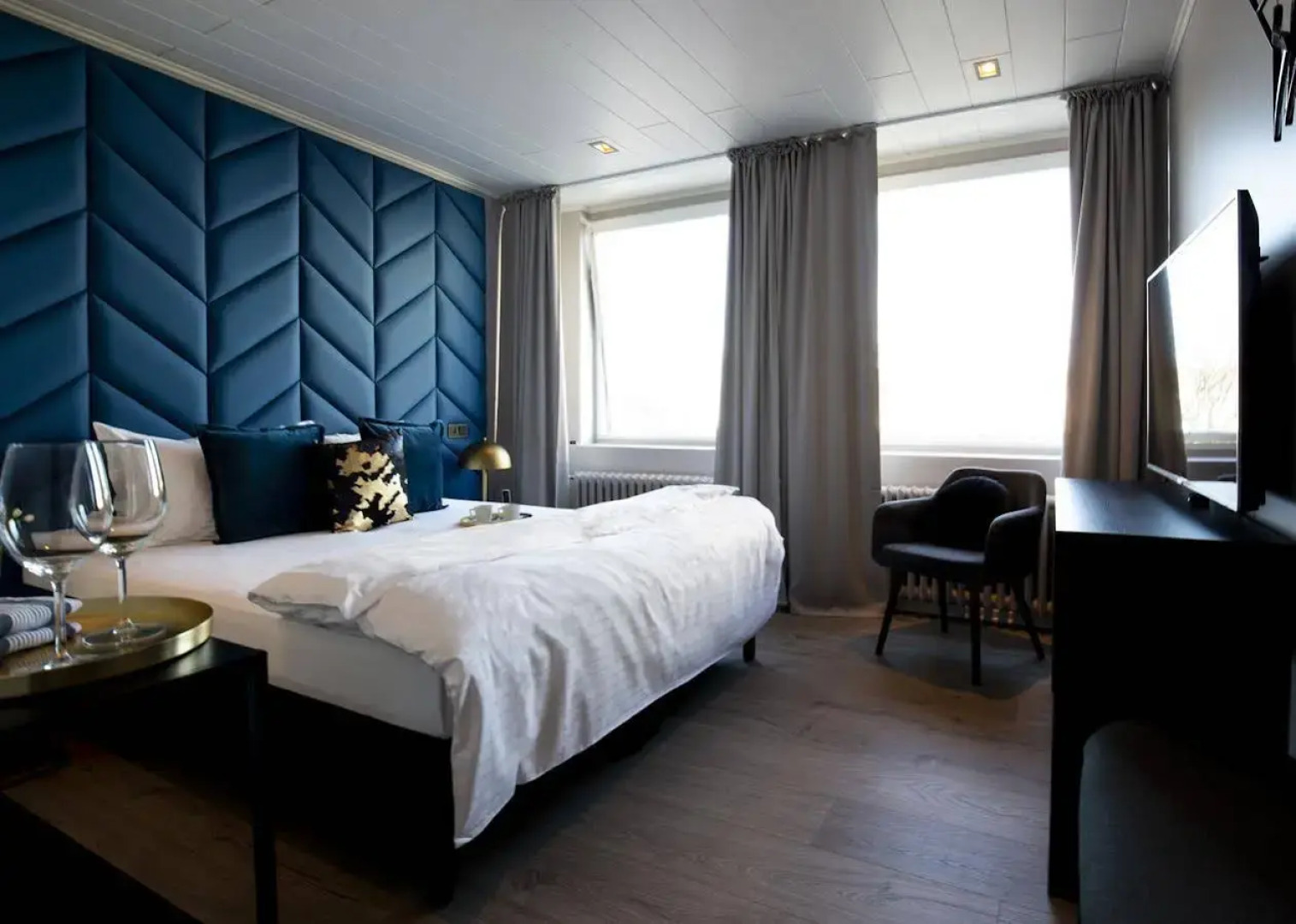 Room With A View Luxury Apartments