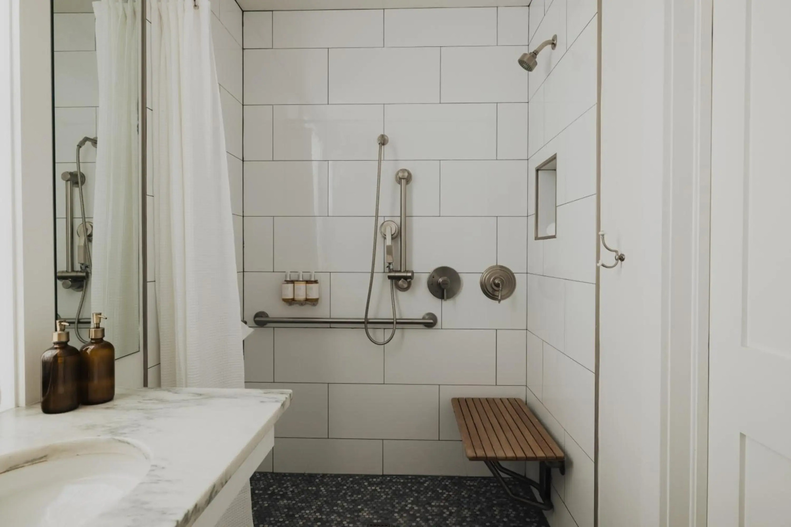 Surf Hotel & Chateau