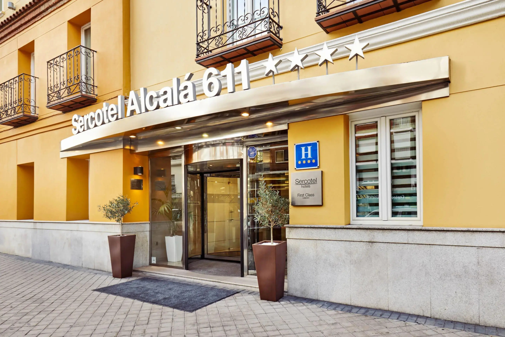 Отель Sercotel Alcalá 611