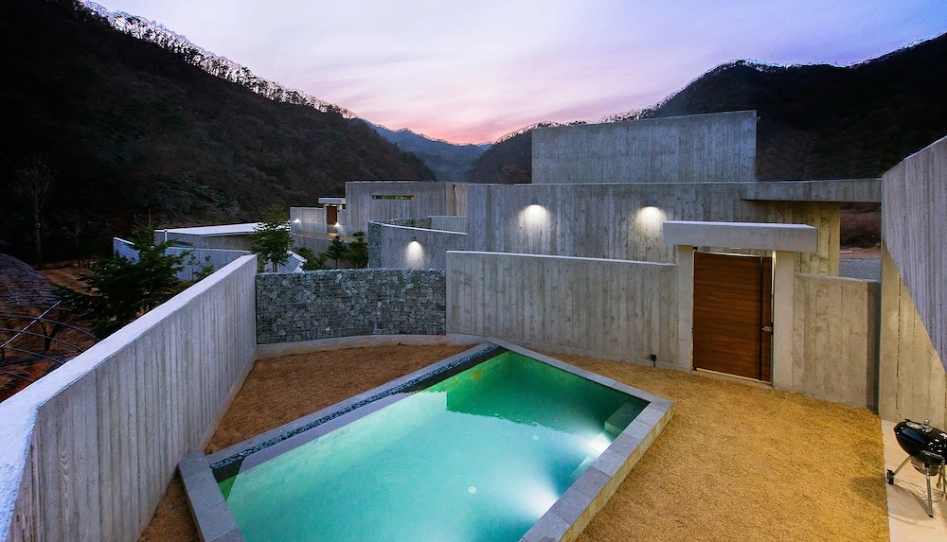 Heritis Poolvilla