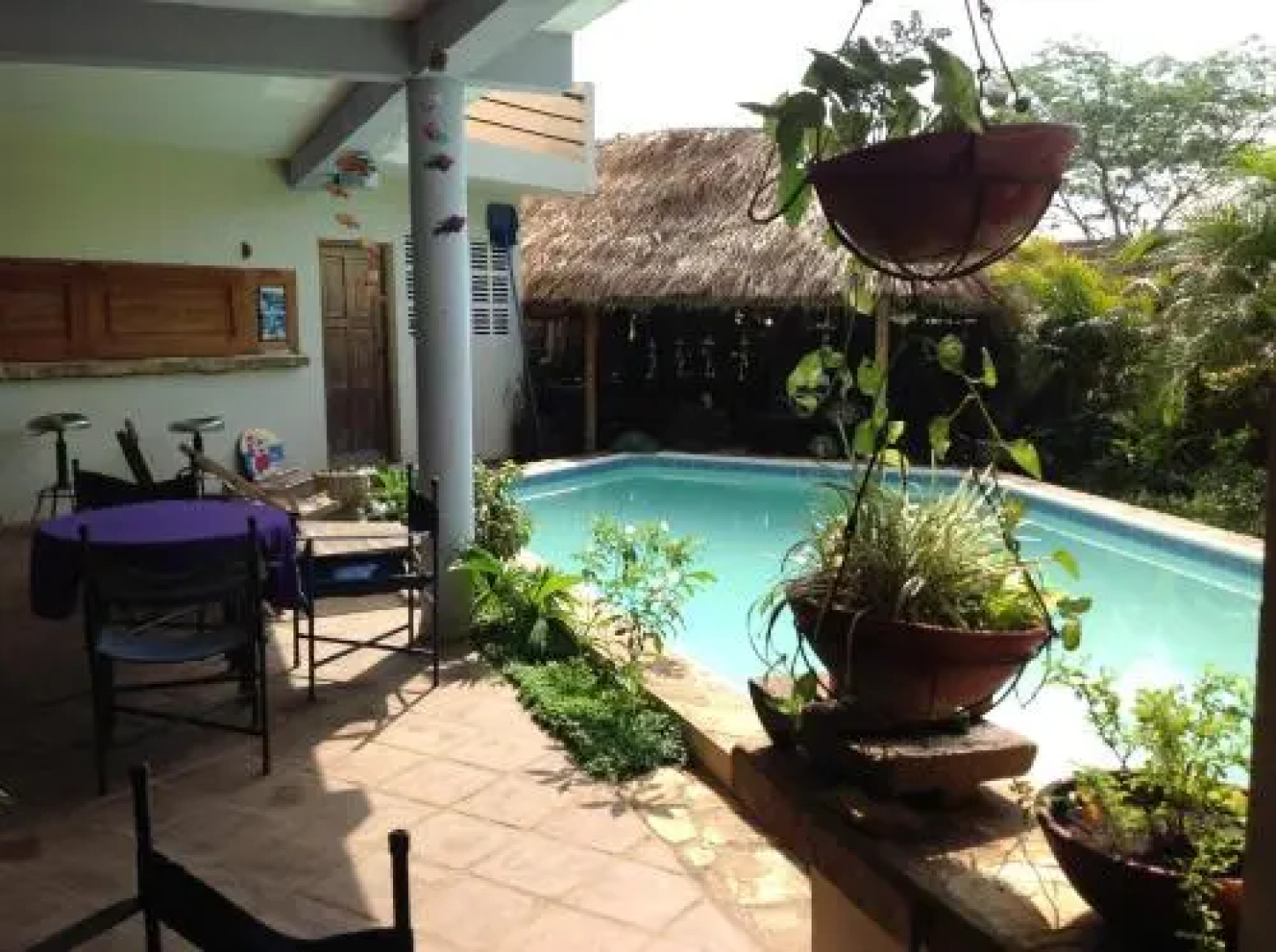 Lady "M" Club Hotel