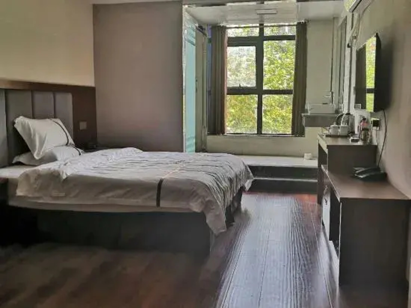 Yuechi Jintai Business Hotel