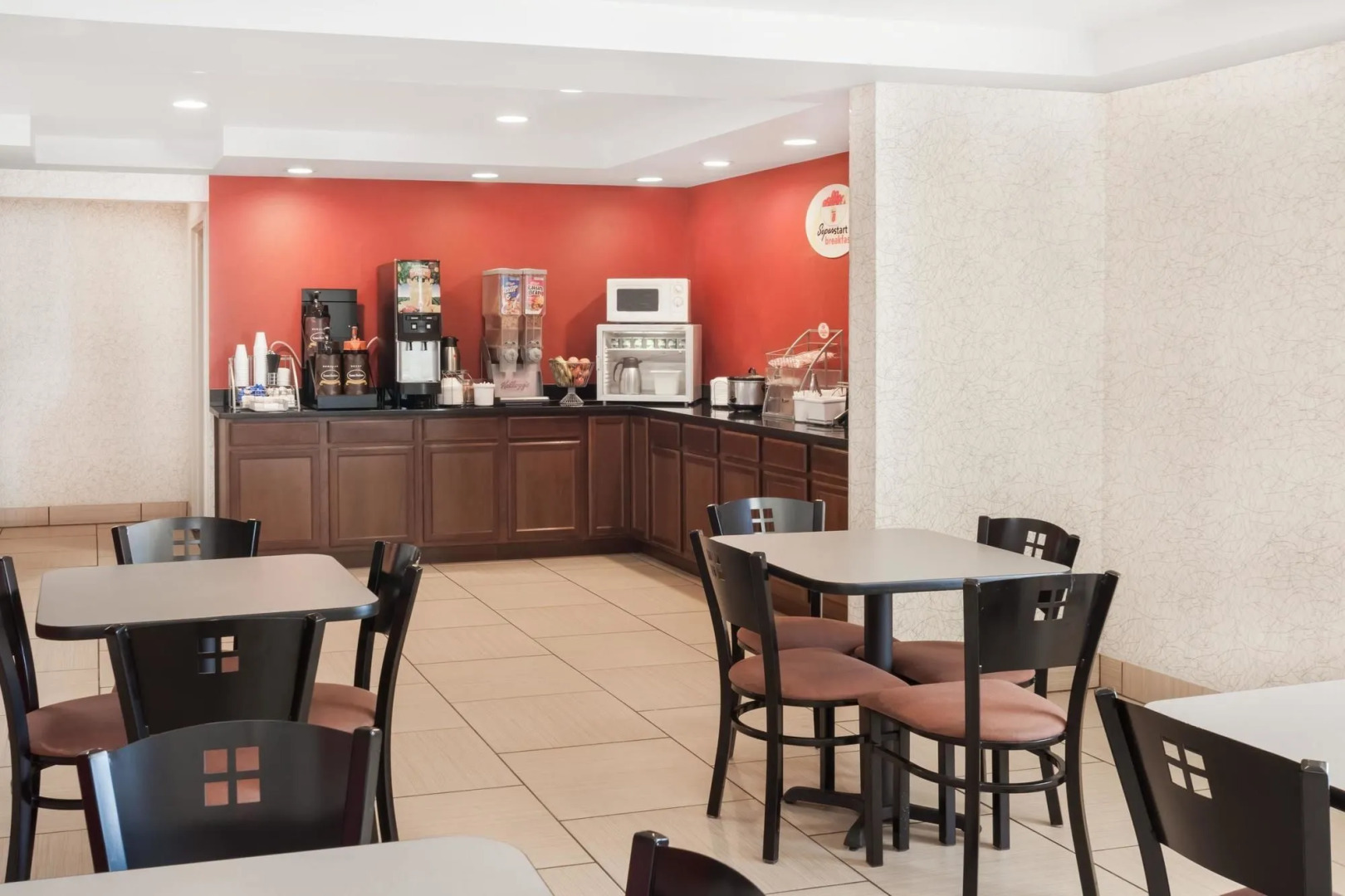 Travelodge by Wyndham Fort Wayne North