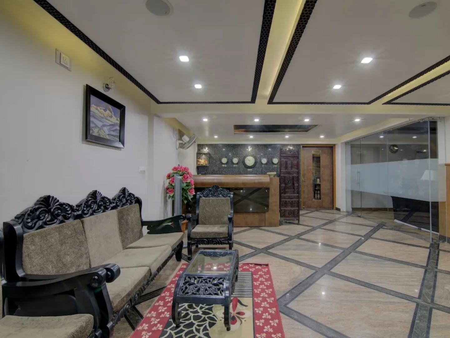 OYO 13599 Hotel Venkatesh Regency