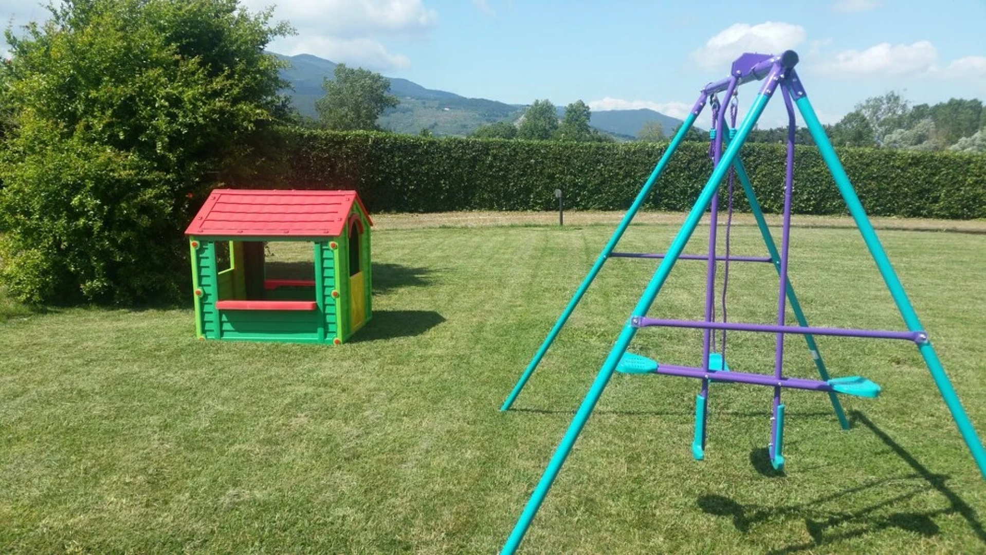 Edera Apartment in a No Kids Farmhouse, up to 6 People