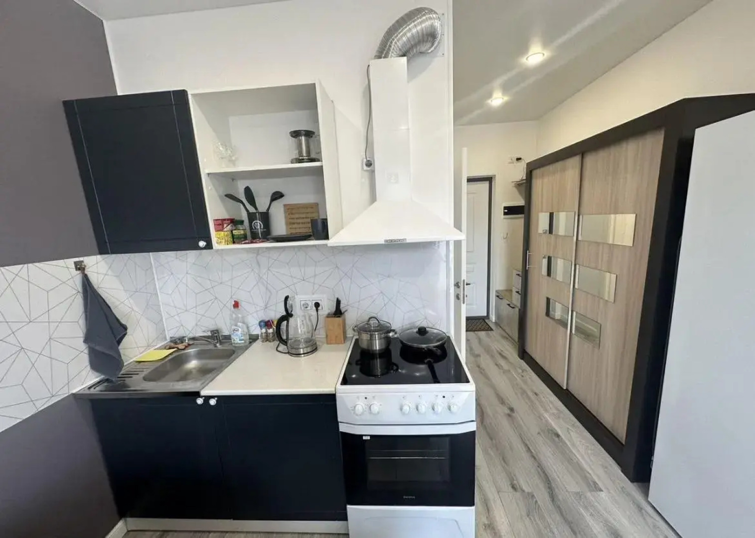 Апартаменты на улице Лётчика Волчкова 2