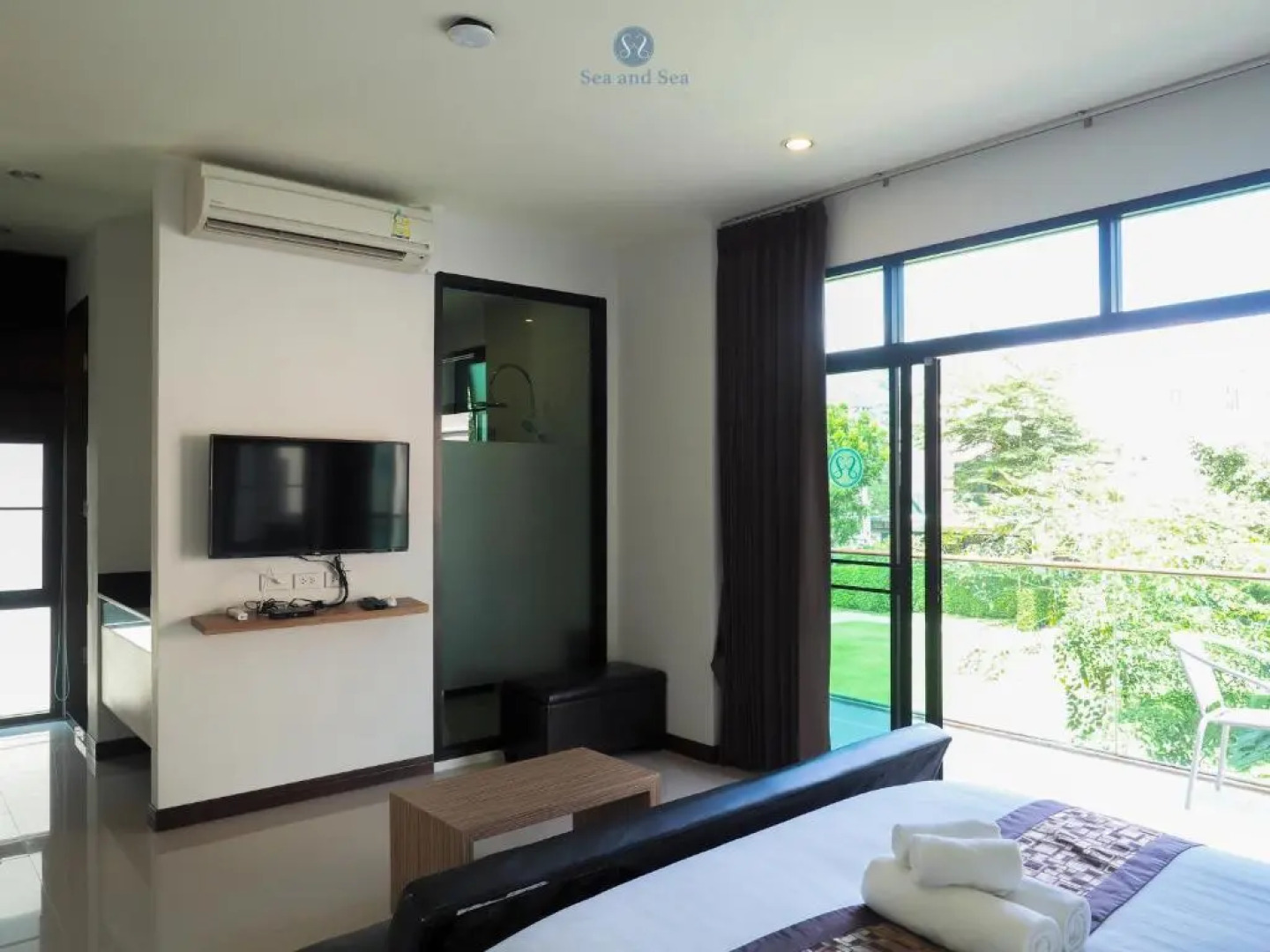 Sea & Sea Villa Resort Sangaroon