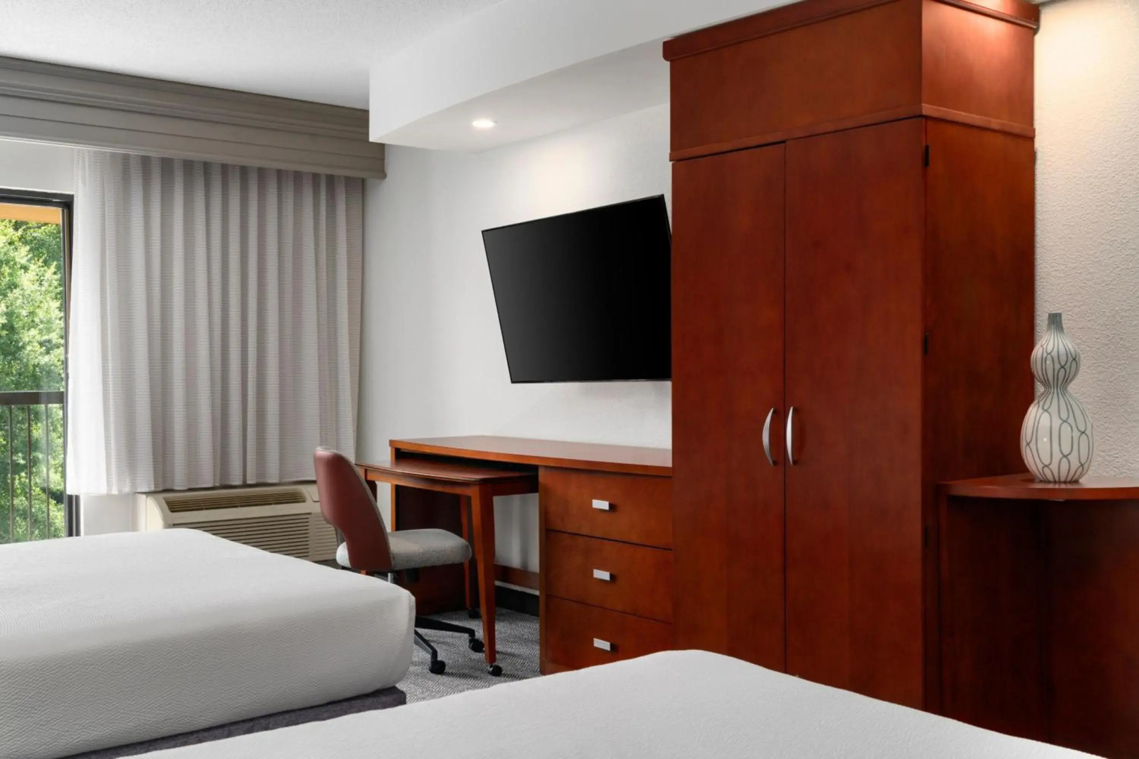 Courtyard by Marriott Richmond North