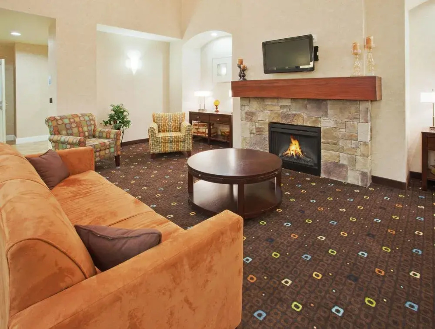 Holiday Inn Express Lodi