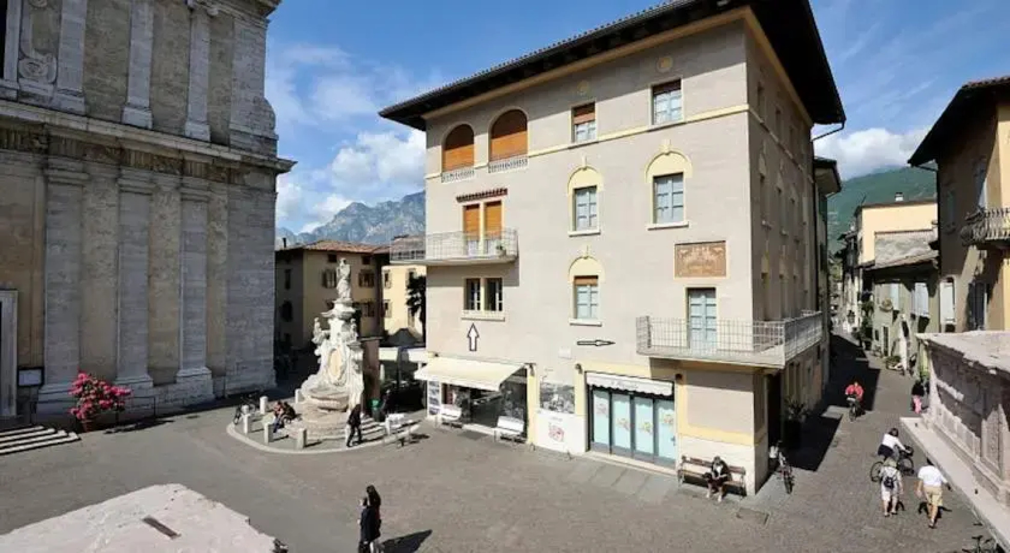 B&B Studios Gardarco