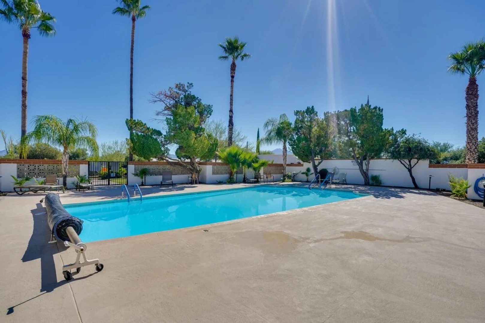 Gorgeous Green Valley Getaway w/ Community Pools!