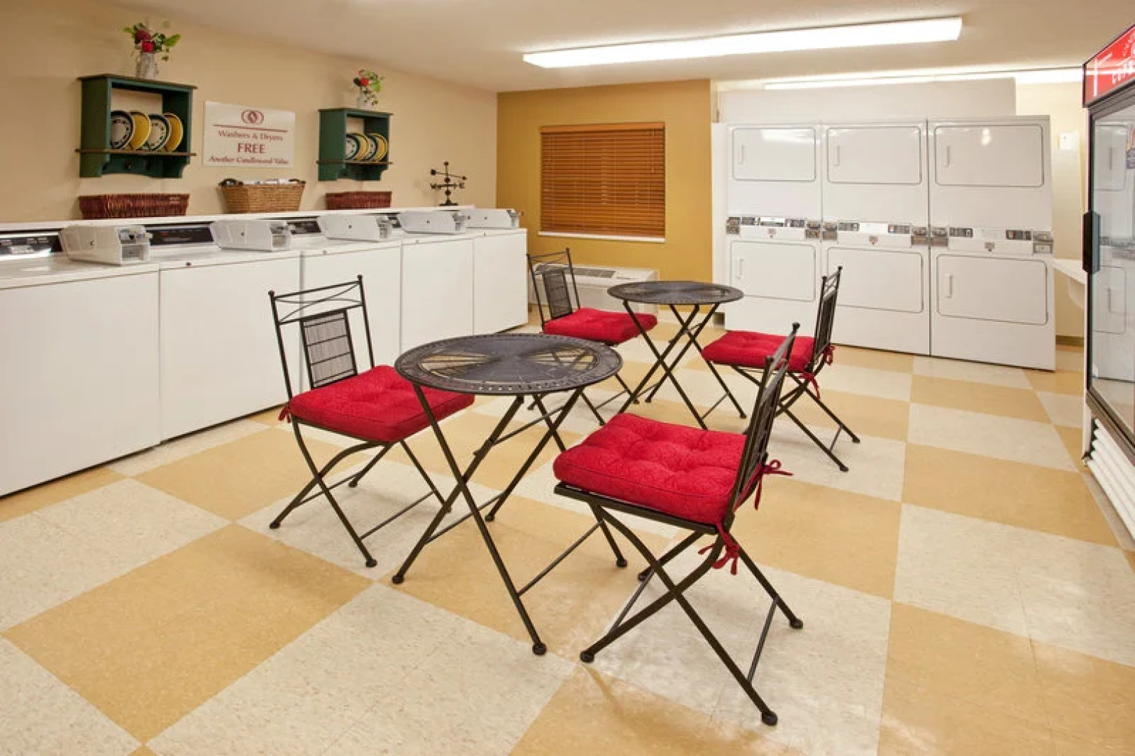 Hawthorn Suites by Wyndham Chicago Hoffman Estates