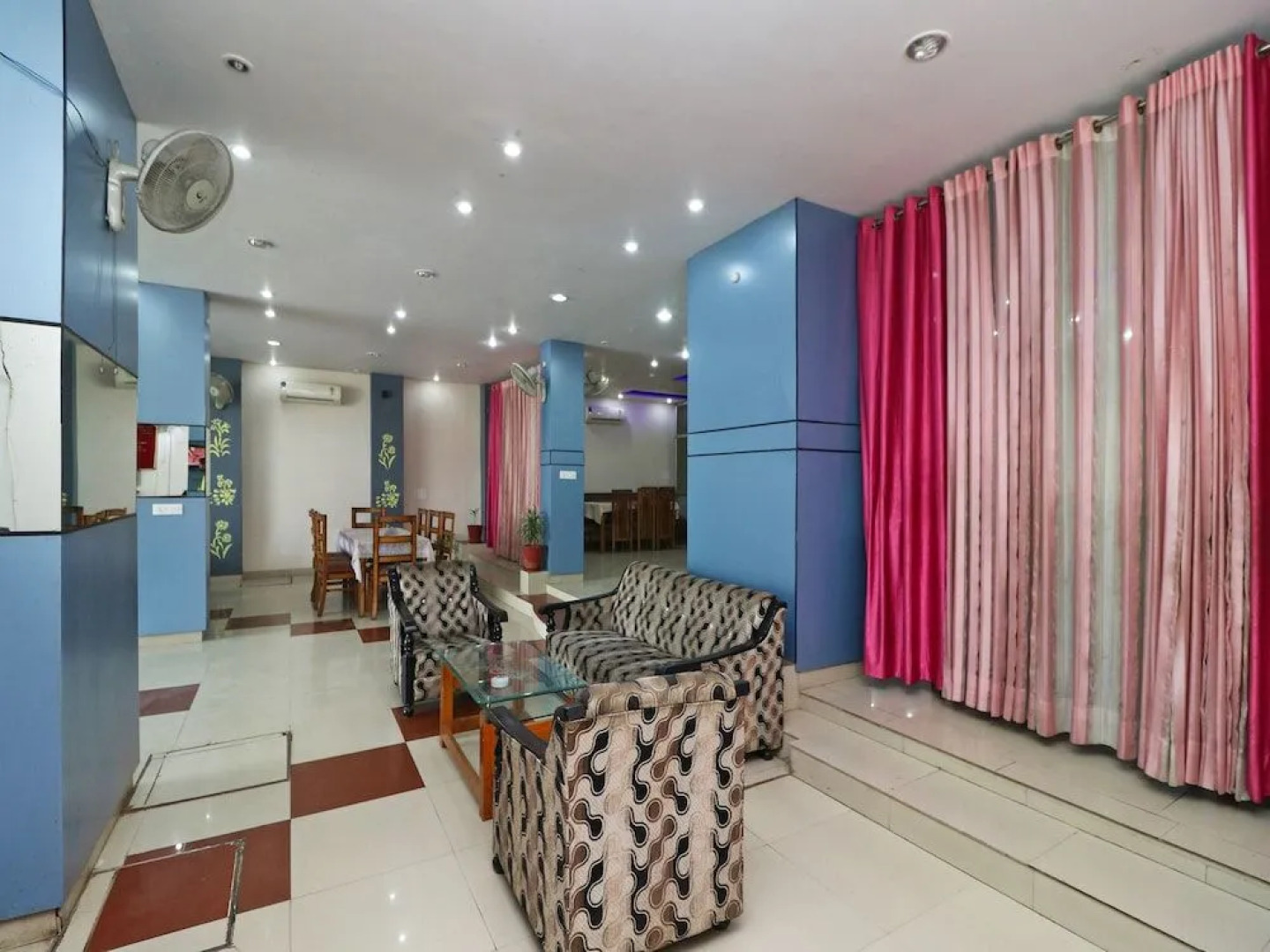 OYO 14708 Hotel Ashiyana