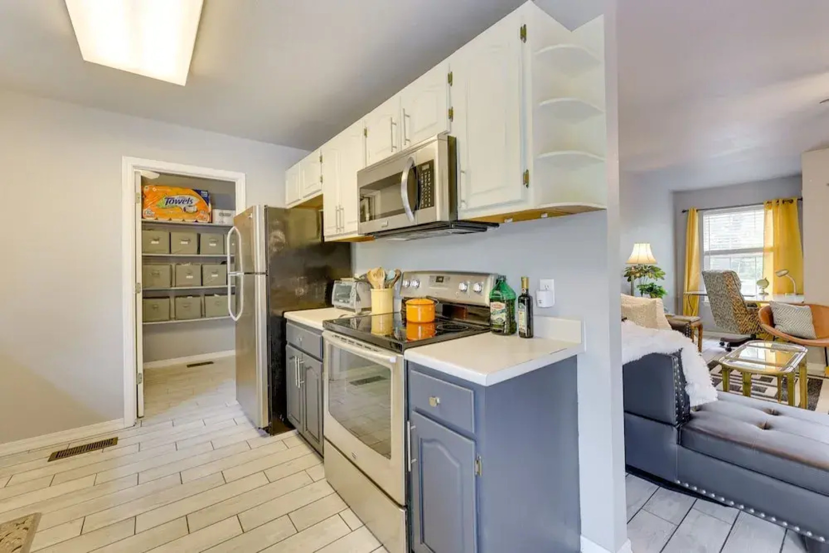 Peaceful Rogers Home Near Beaver Lake!