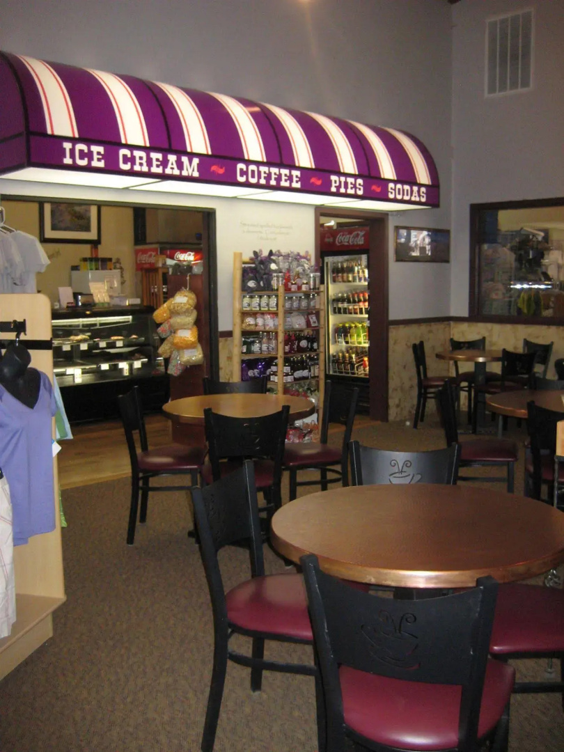 Bumbleberry Inn